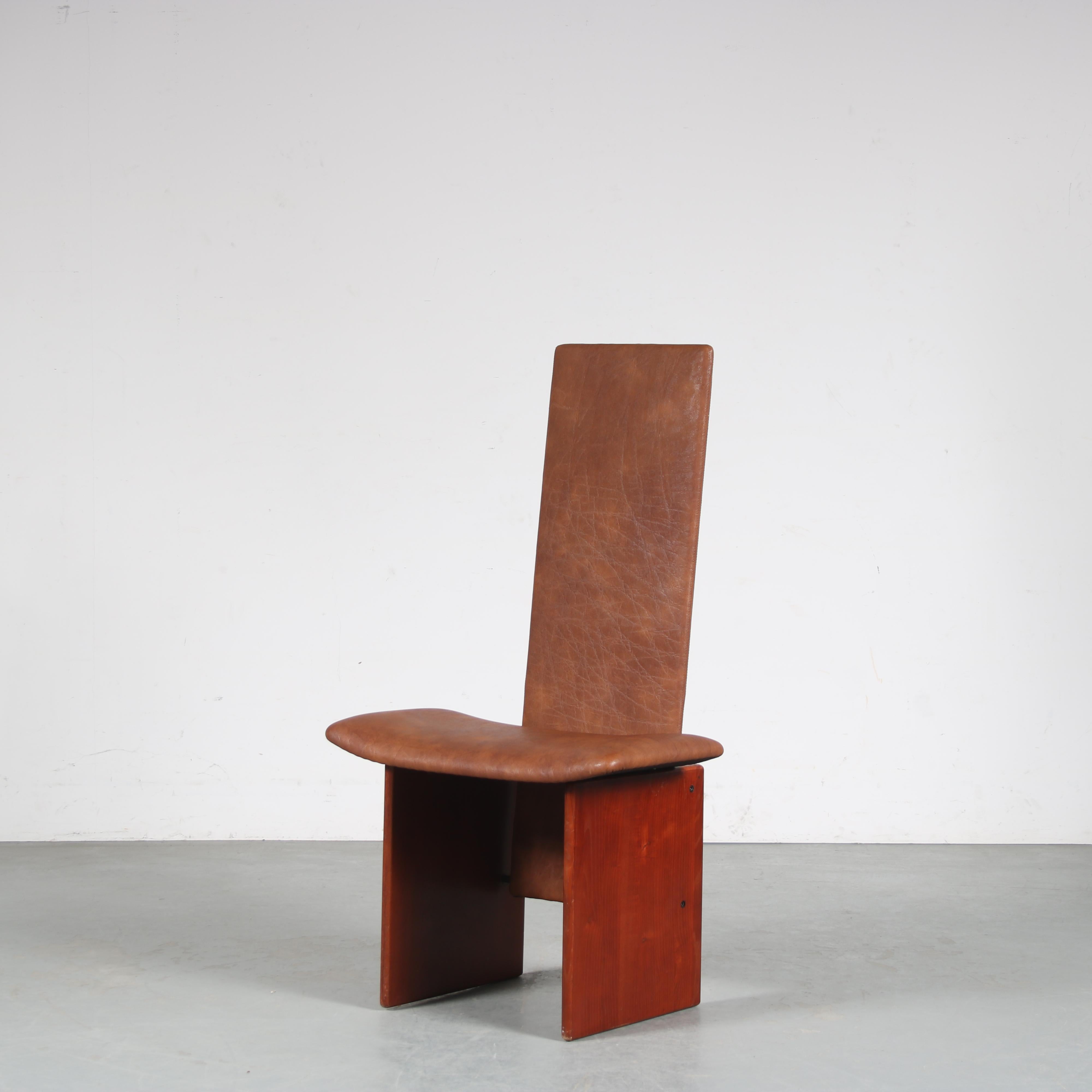 Late 20th Century “Kazuki” Dining Chairs by Kazuhide Takahama for Gavina, Italy 1980 For Sale