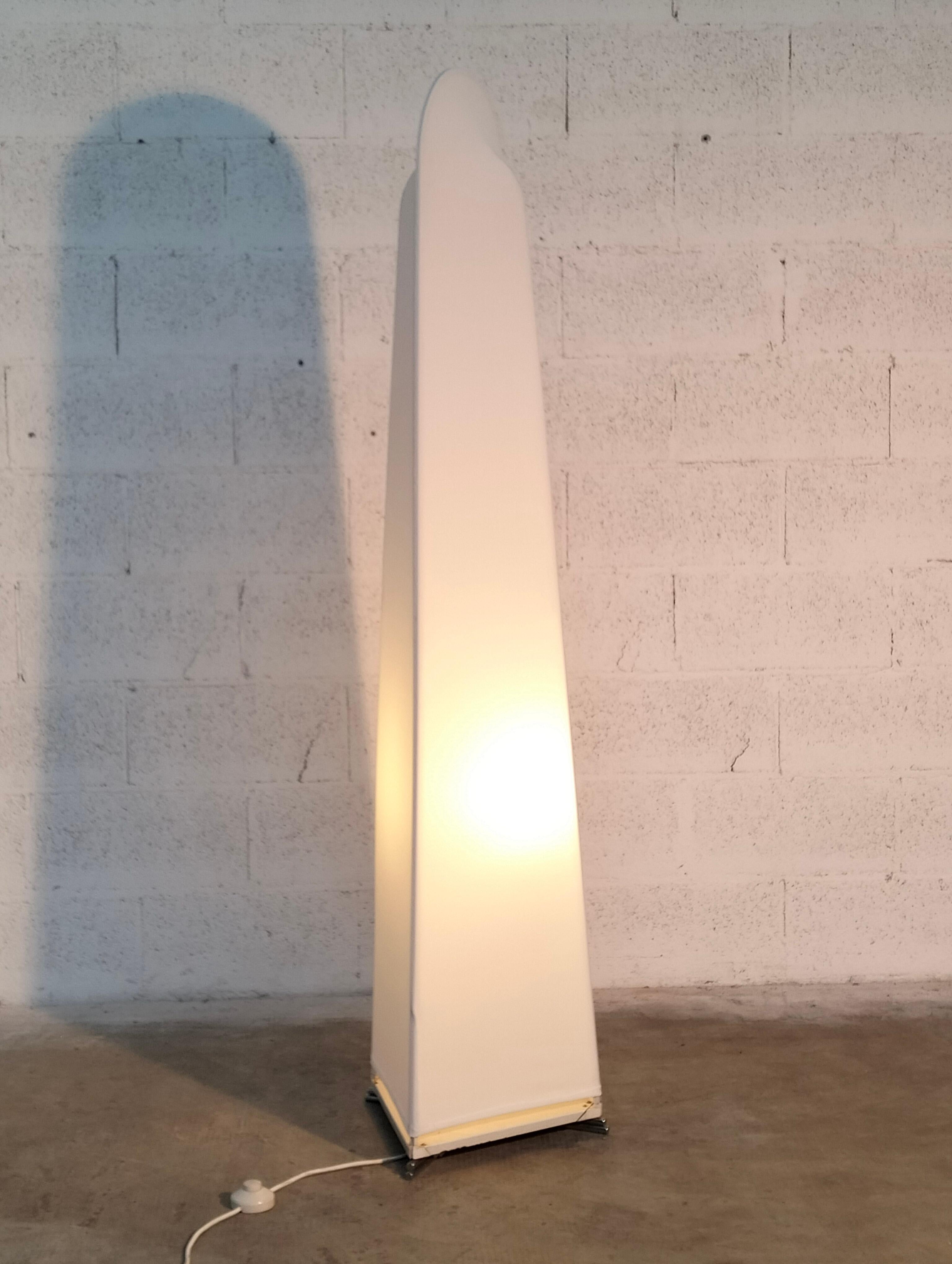 Kazuki floor lamp by Kazuhide Takahama for Sirrah, 1980s 
Metal structure, white fabric diffuser, ground support in chromed steel rod. 
Ethereal presence fully representing Takahama's lightness design.

Takahama, born in 1930, he studied