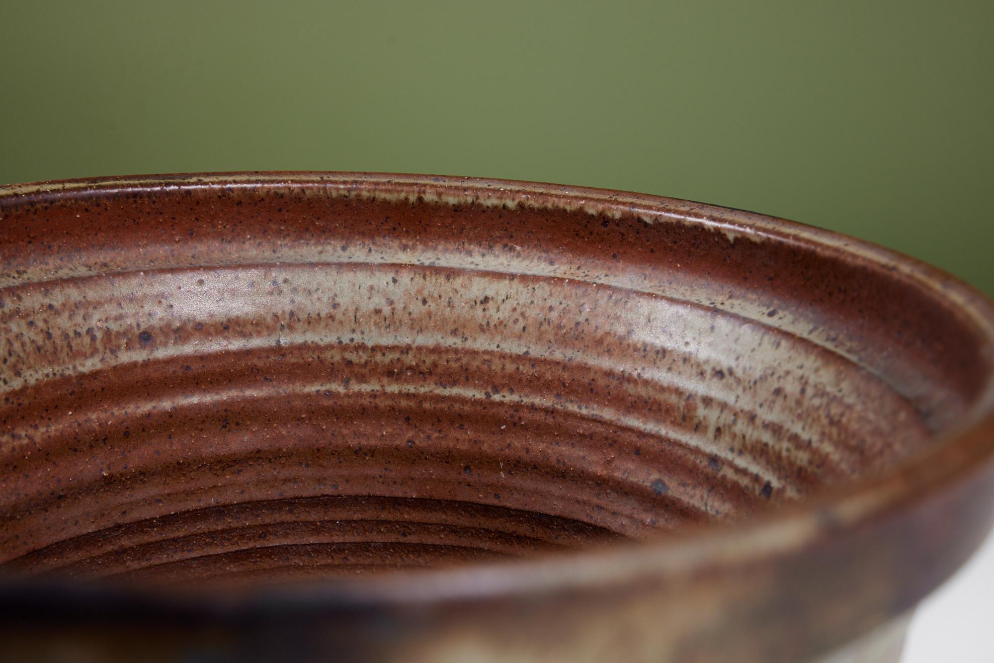 Kazuko Matthews Keramik glasiertes Pflanzgefäß im Angebot 1