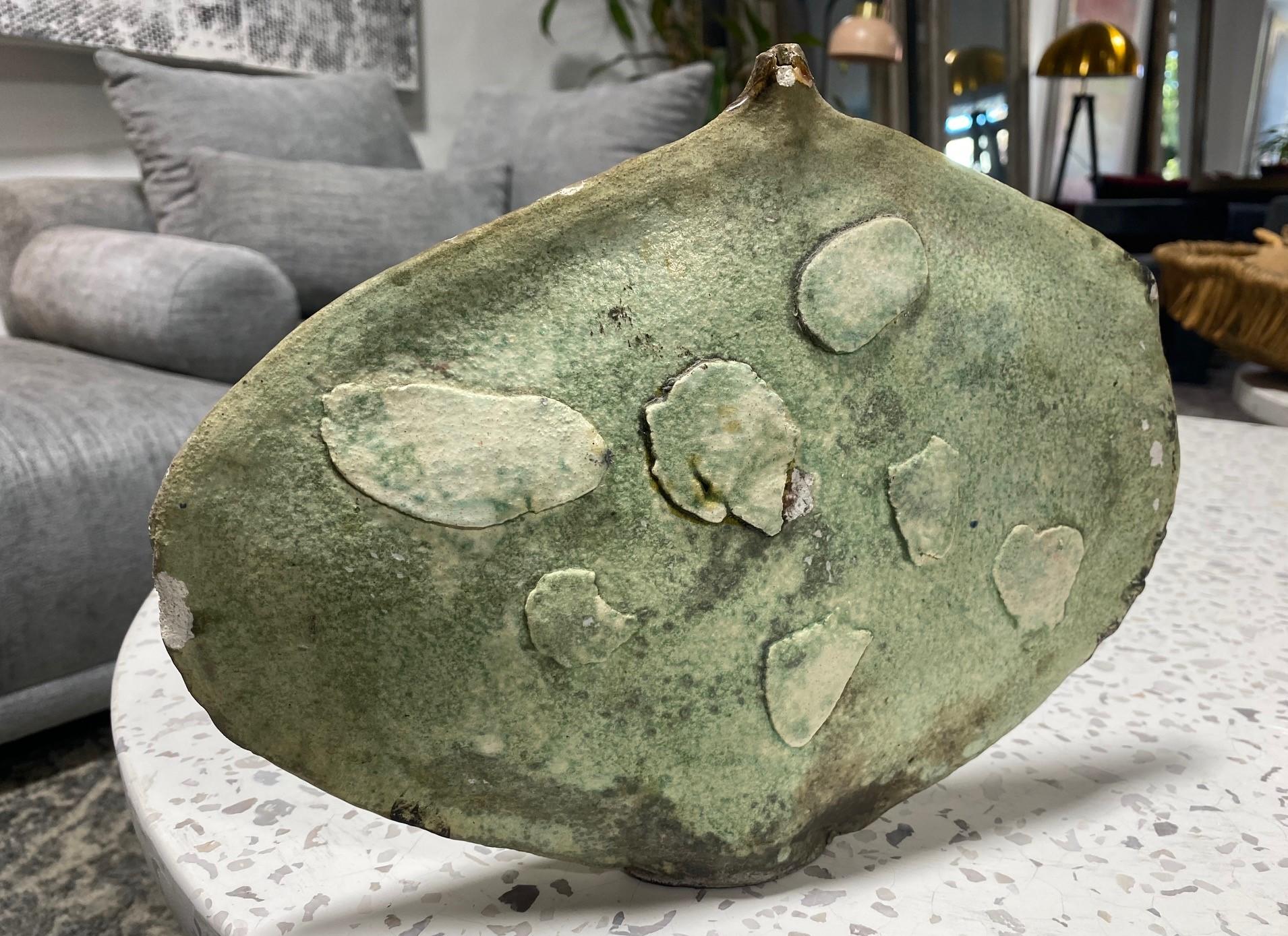 Kazuko Matthews Signed Flattened Green Glazed Sculptural Pottery Vase Vessel For Sale 5