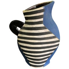 Kazuko Matthews Signé Postmodernist Flattened Stoneware Teapot Vase Vessel