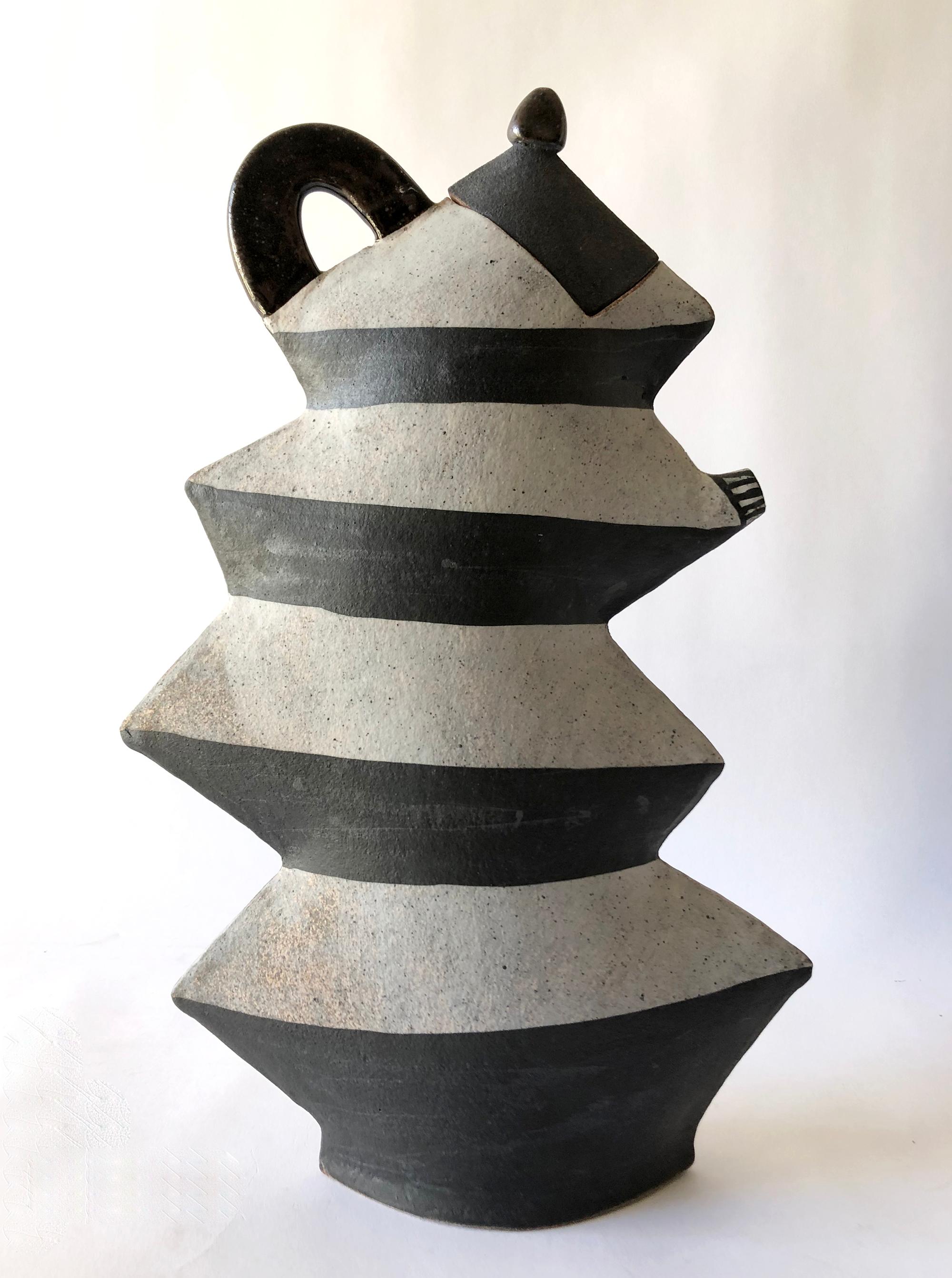 Flattened stoneware Post Modernist vase by California studio artist Kazuko Matthews. Teapot measures 16.5