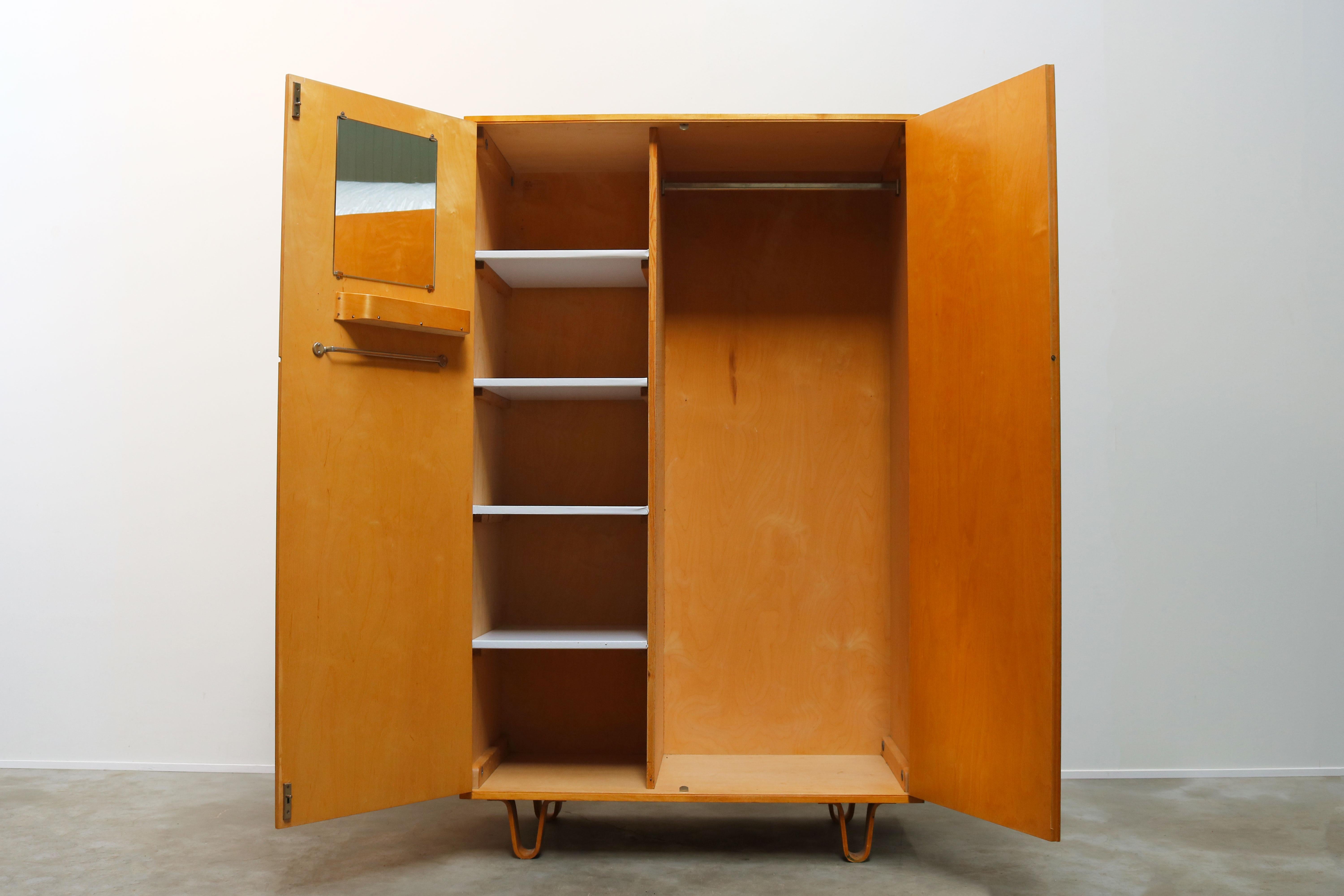 KB03 Birch Series Cabinet by Cees Braakman for UMS Pastoe, 1950s Yellow Blonde In Good Condition In Ijzendijke, NL