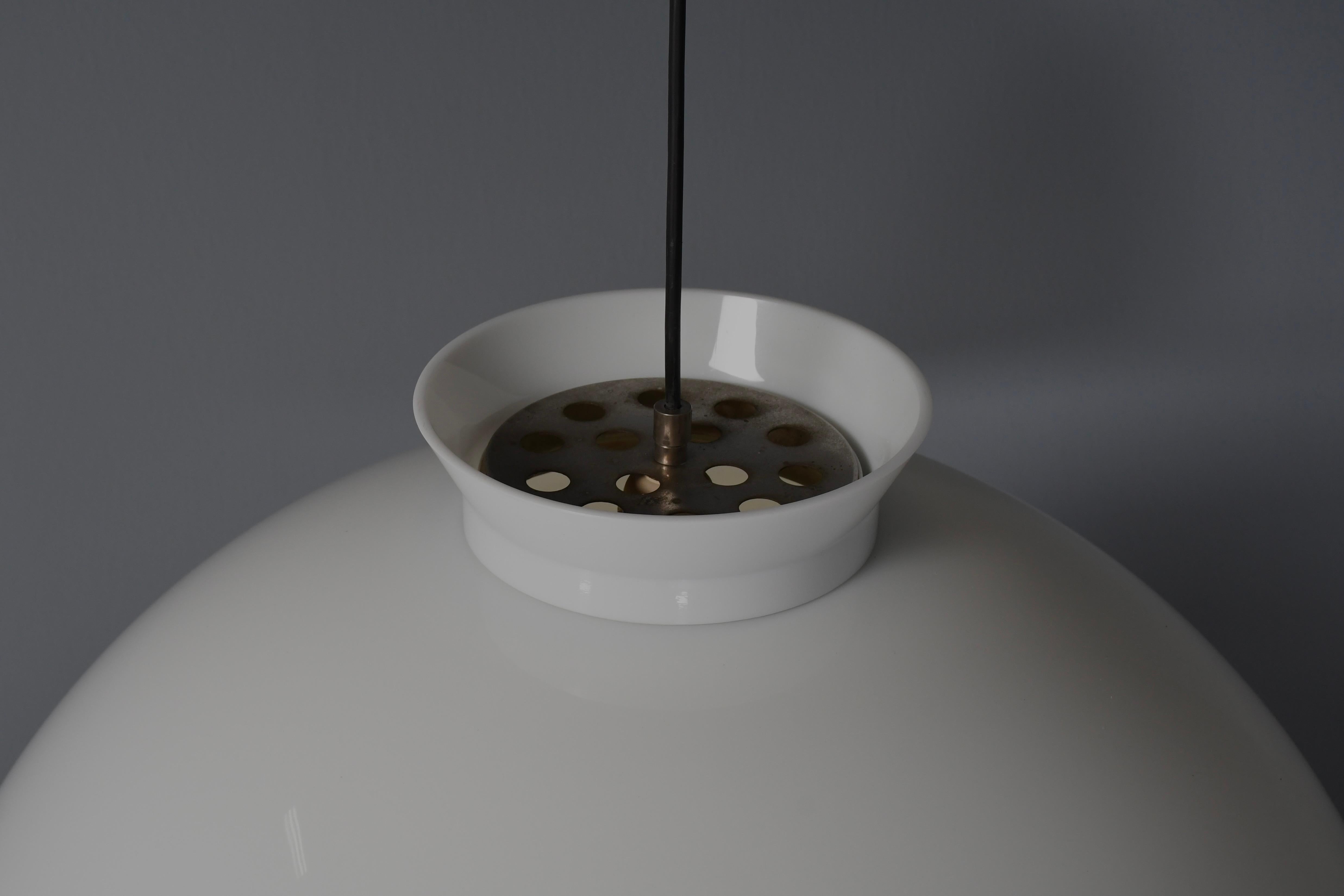 'KD 6 Grande’ Pendant by Achille and Pier Giacomo Castiglioni for Kartell, 1959 For Sale 2