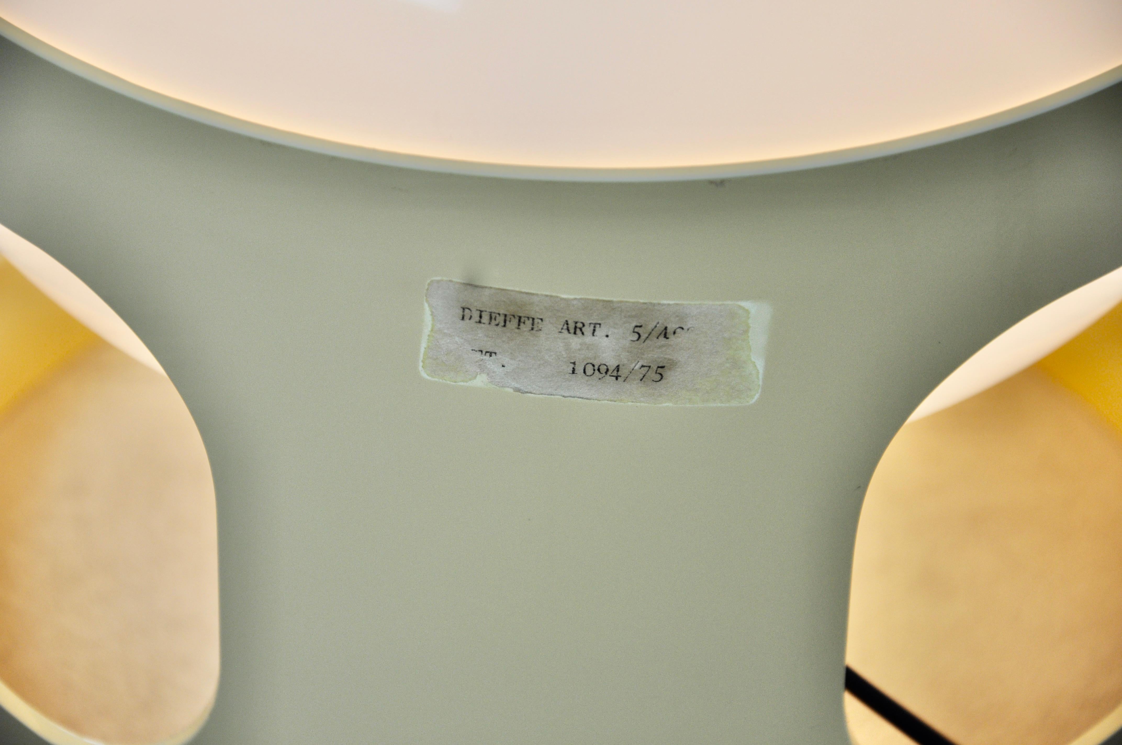 kartell kd27 lamp