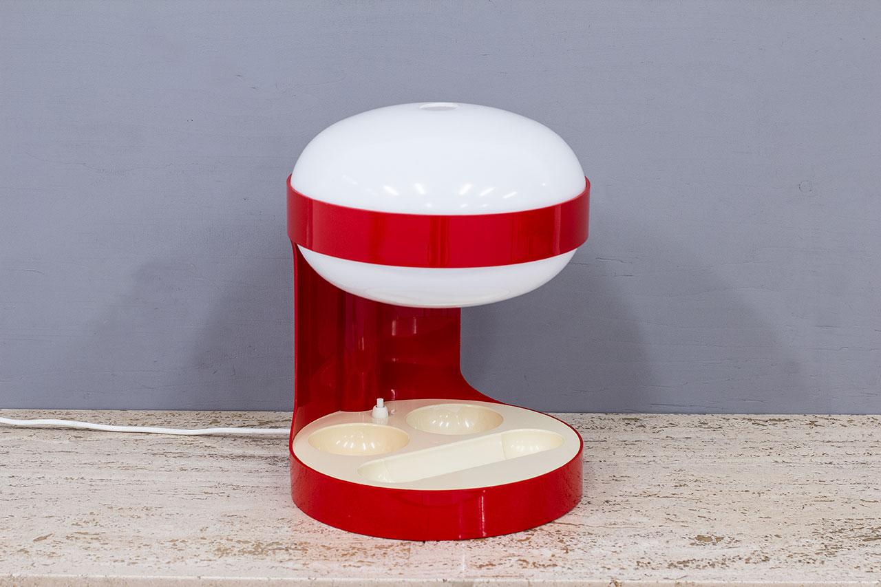 KD29 Table Lamp by Joe Colombo in Red, Mid-Century, Space Age, Vintage In Good Condition In Stockholm, SE