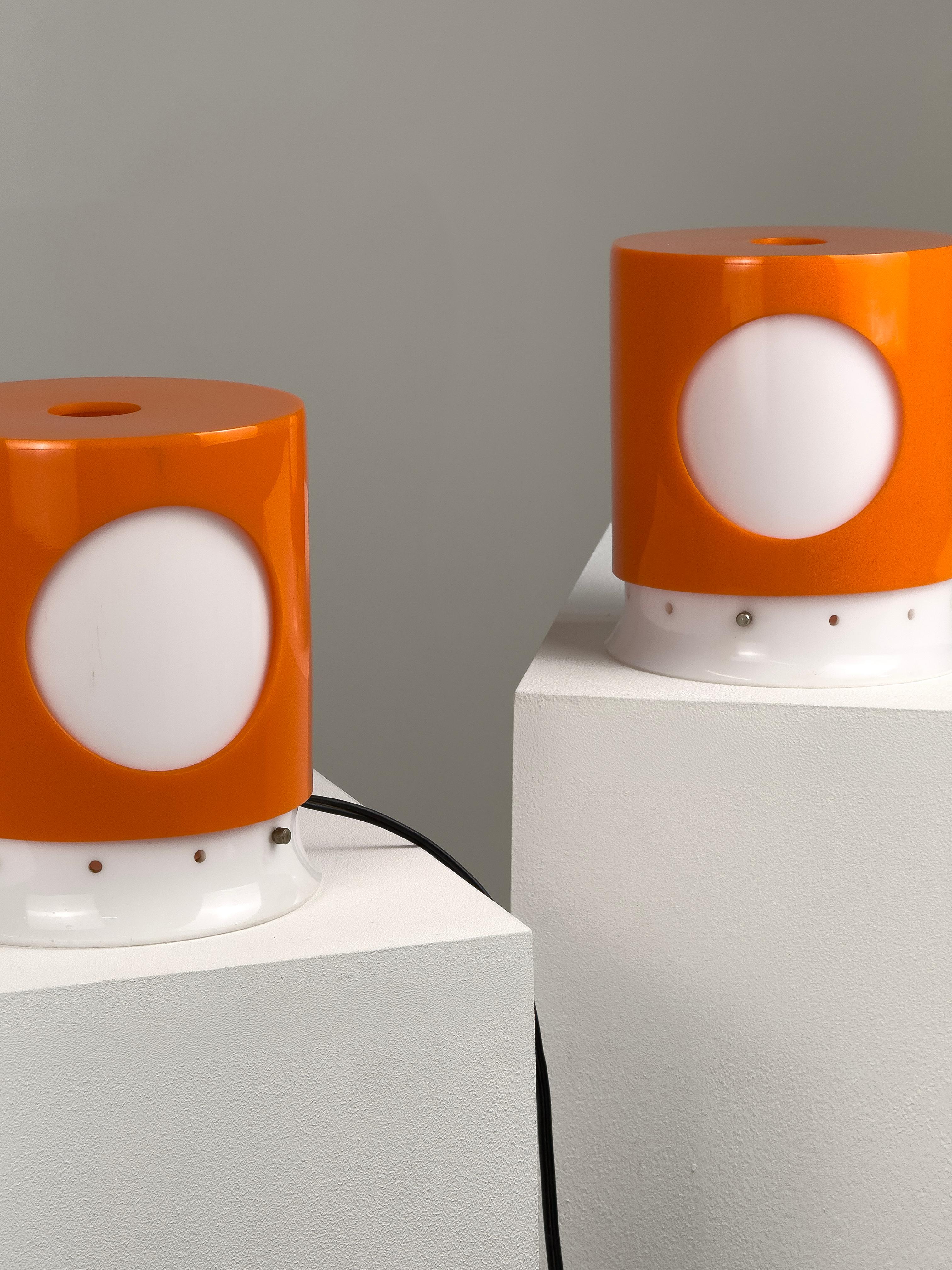 KD8 - Lámpara de mesa 4008 diseñada por Joe Colombo para Kartell, Italia 1964 en venta 3