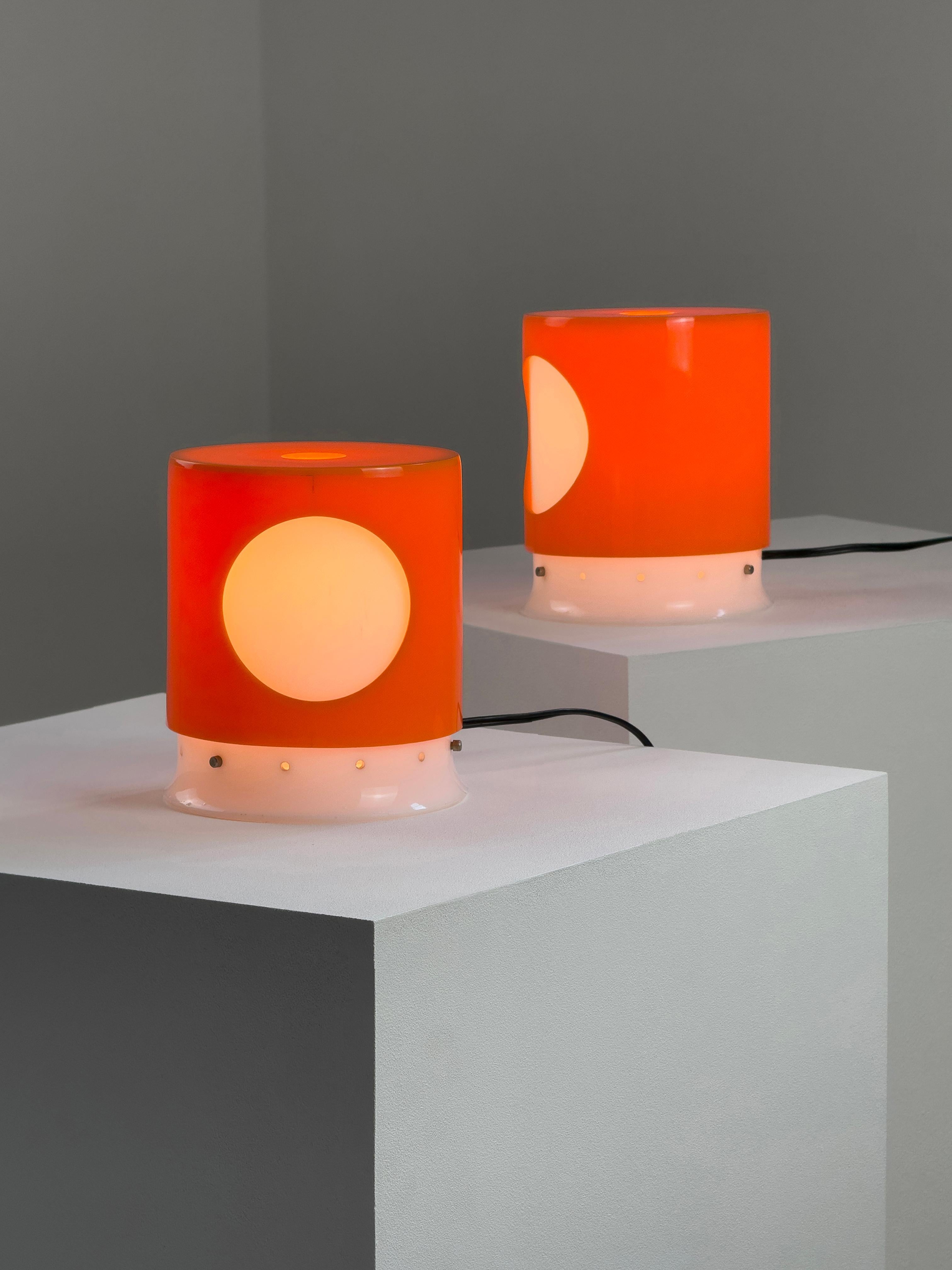 KD8 - Lámpara de mesa 4008 diseñada por Joe Colombo para Kartell, Italia 1964 Era espacial en venta
