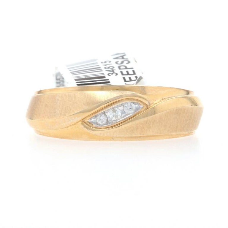 Customizable Keepsake Diamond Wedding Rings Yellow Gold 10k Round