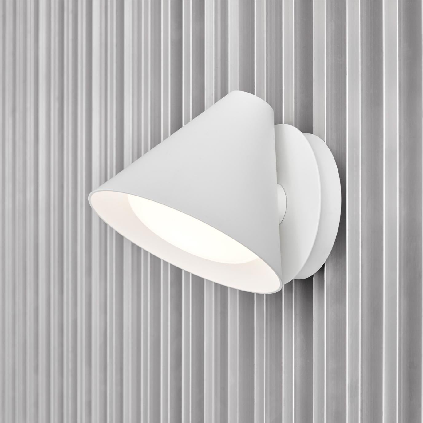 Scandinavian Modern 'Keglen' Wall Lamp for Louis Poulsen in White For Sale