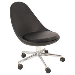 Used Keilhauer Juxta Desk Chair