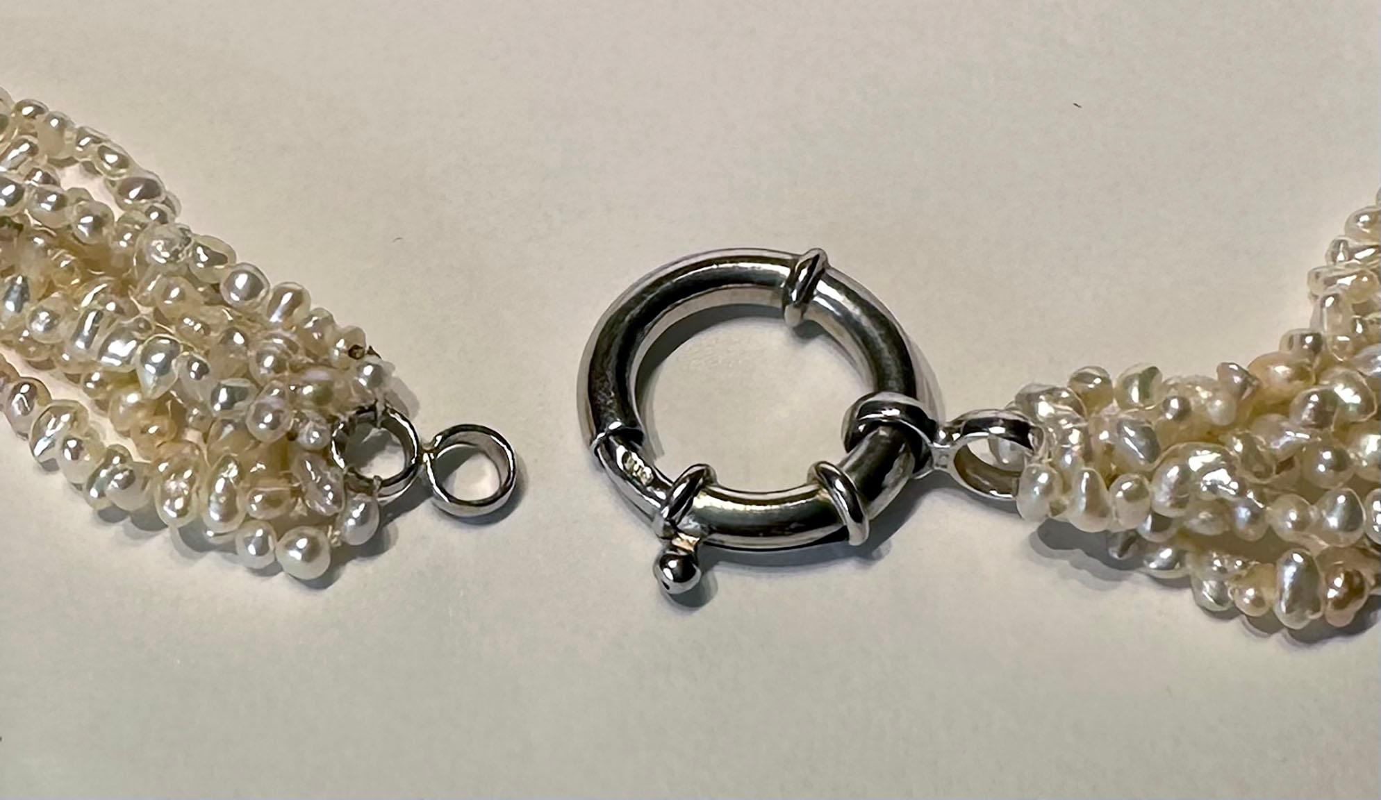 Keishi, collier torsadé en perles d'eau salée avec briolettes en topaze en vente 9