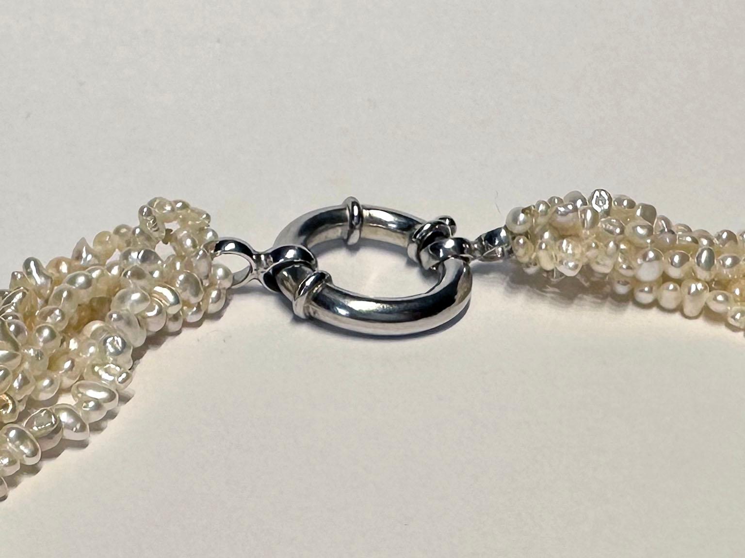 Keishi, collier torsadé en perles d'eau salée avec briolettes en topaze en vente 3