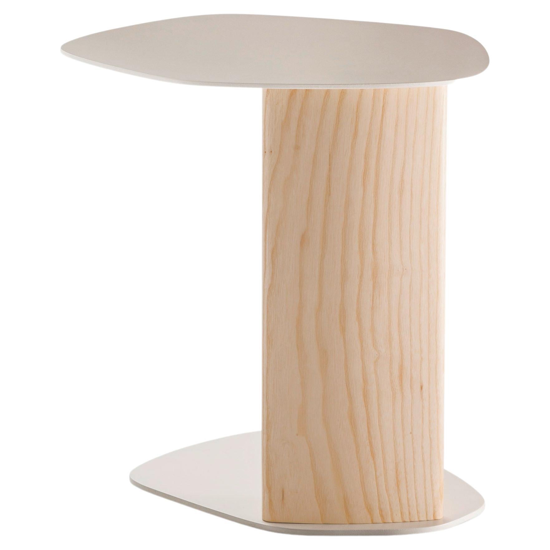 Table basse Keisho avec plateau ivoire et base en frêne naturel par Andrea Steidl