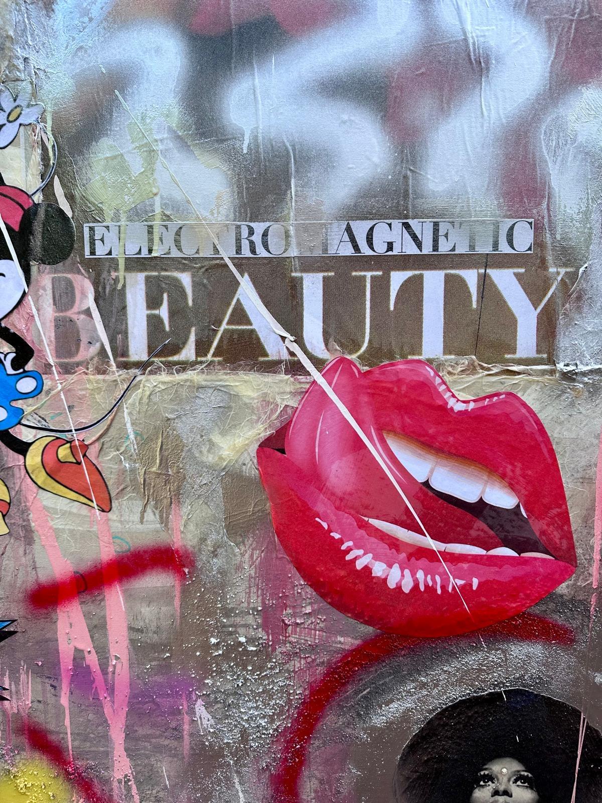 Come Bazaar Tecnica mista su tela - Painting di Keith Carrington