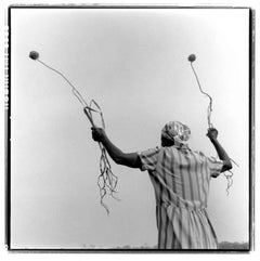 Garlic by Keith Carter, 1991, Silber-Gelatinedruck, Fotografie