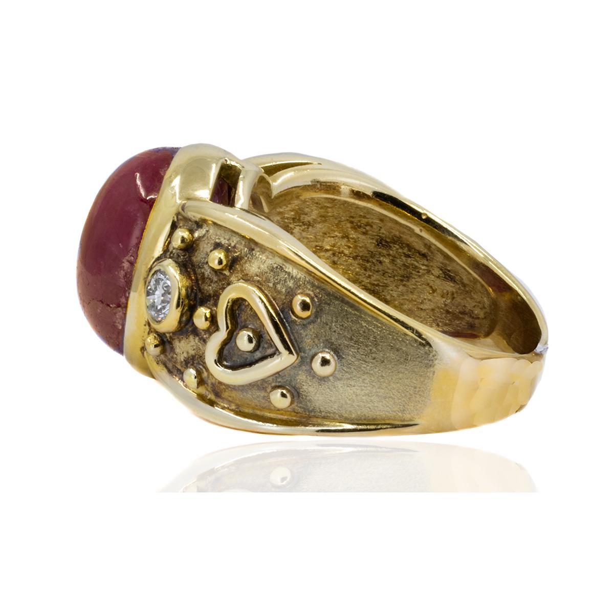Anillo Keith Davis de Rubí de Birmania de 12,33 ct Cabujón en venta