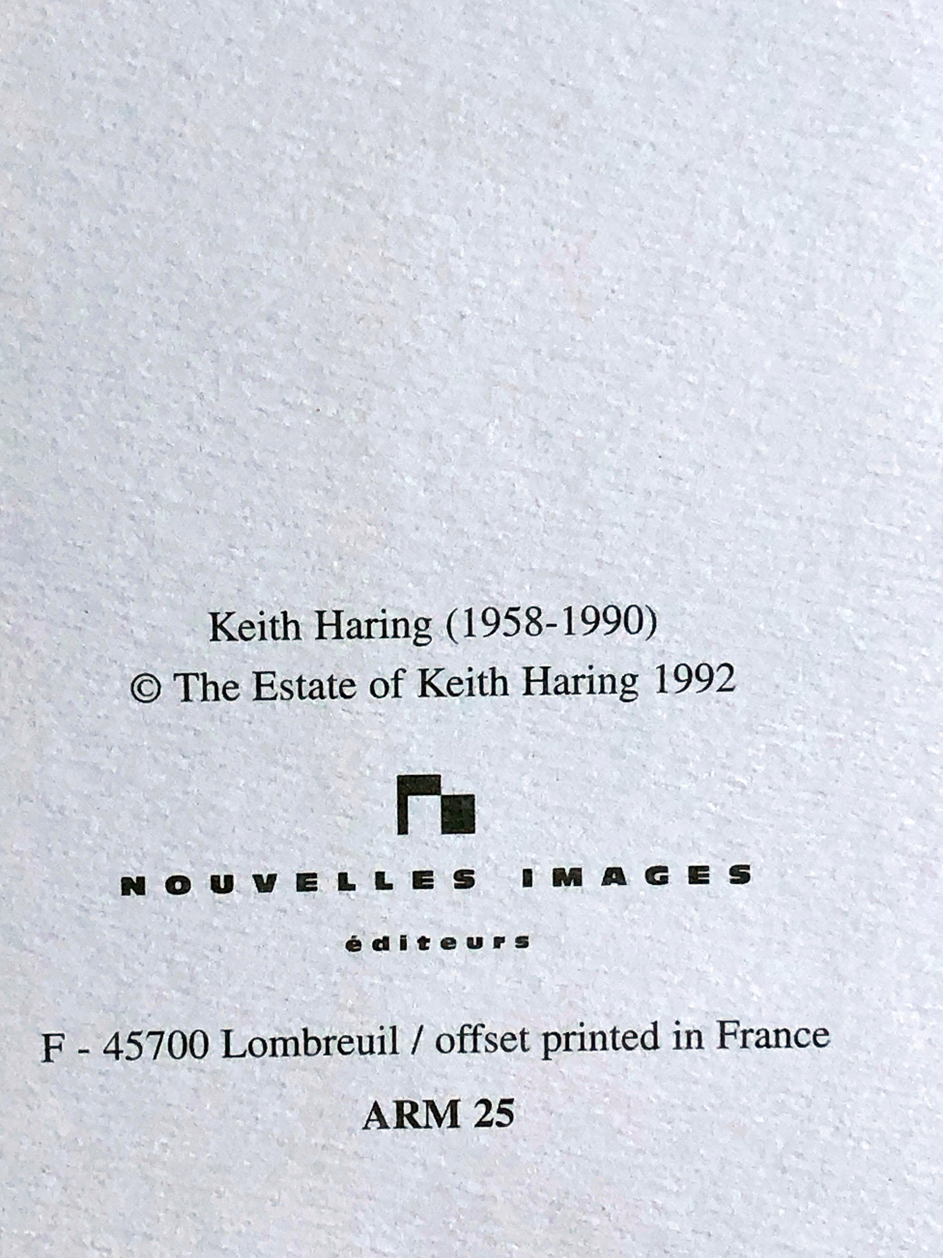 Keith Haring 1992 Man tenant un bébé rayonnant - Sérigraphie Pop Art en vente 2
