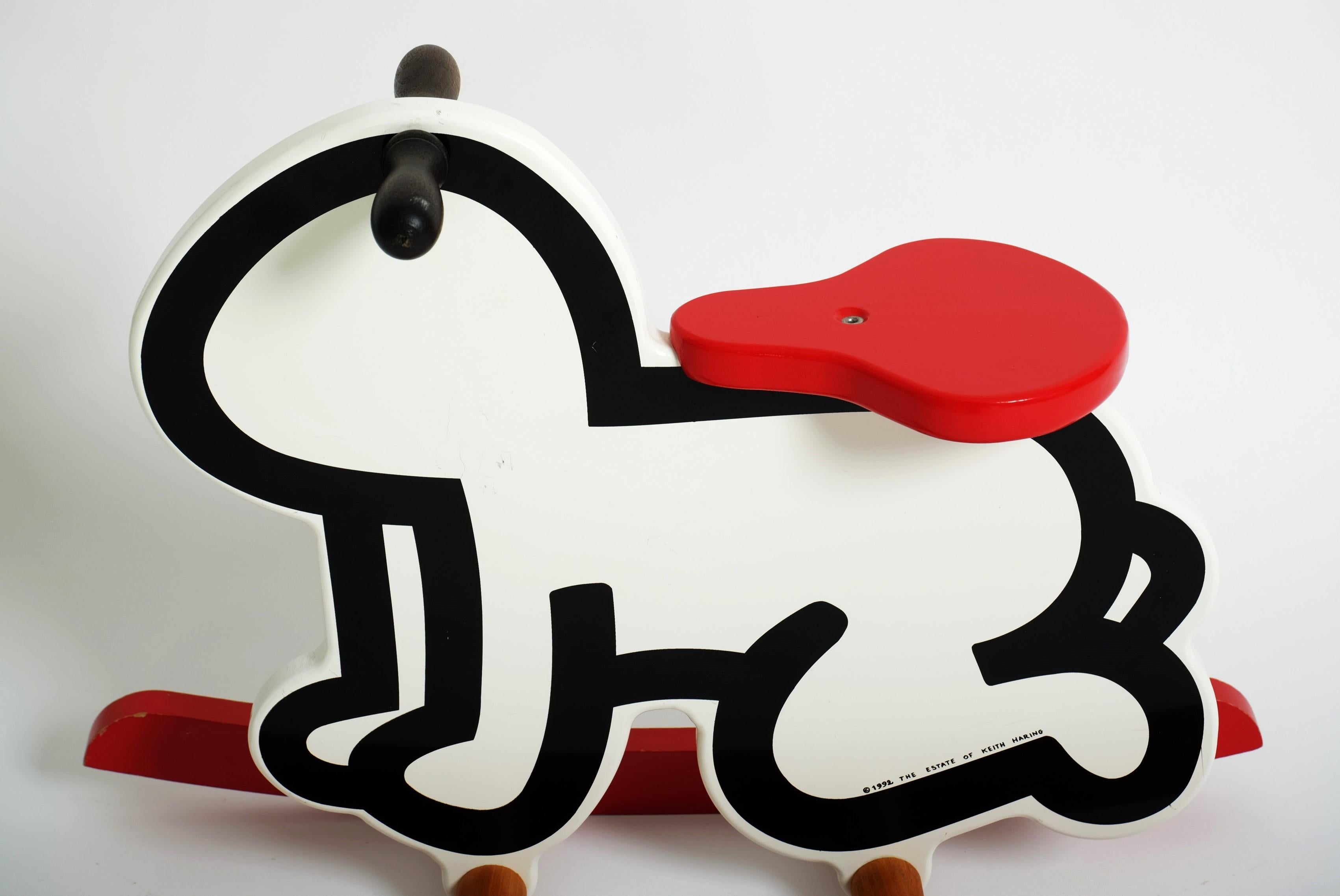 Dondolo per bambini Keith Haring, cavallo a dondolo, sedia Pop Art (Radiant Baby) In condizioni buone in vendita a München, BY