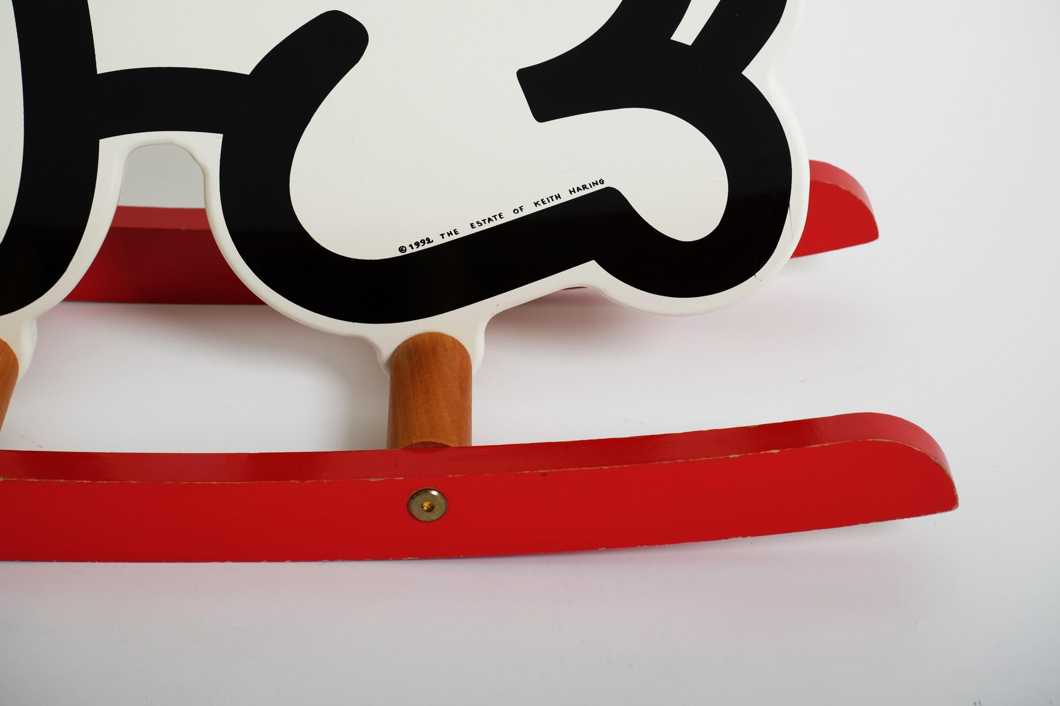 Dondolo per bambini Keith Haring, cavallo a dondolo, sedia Pop Art (Radiant Baby) in vendita 1