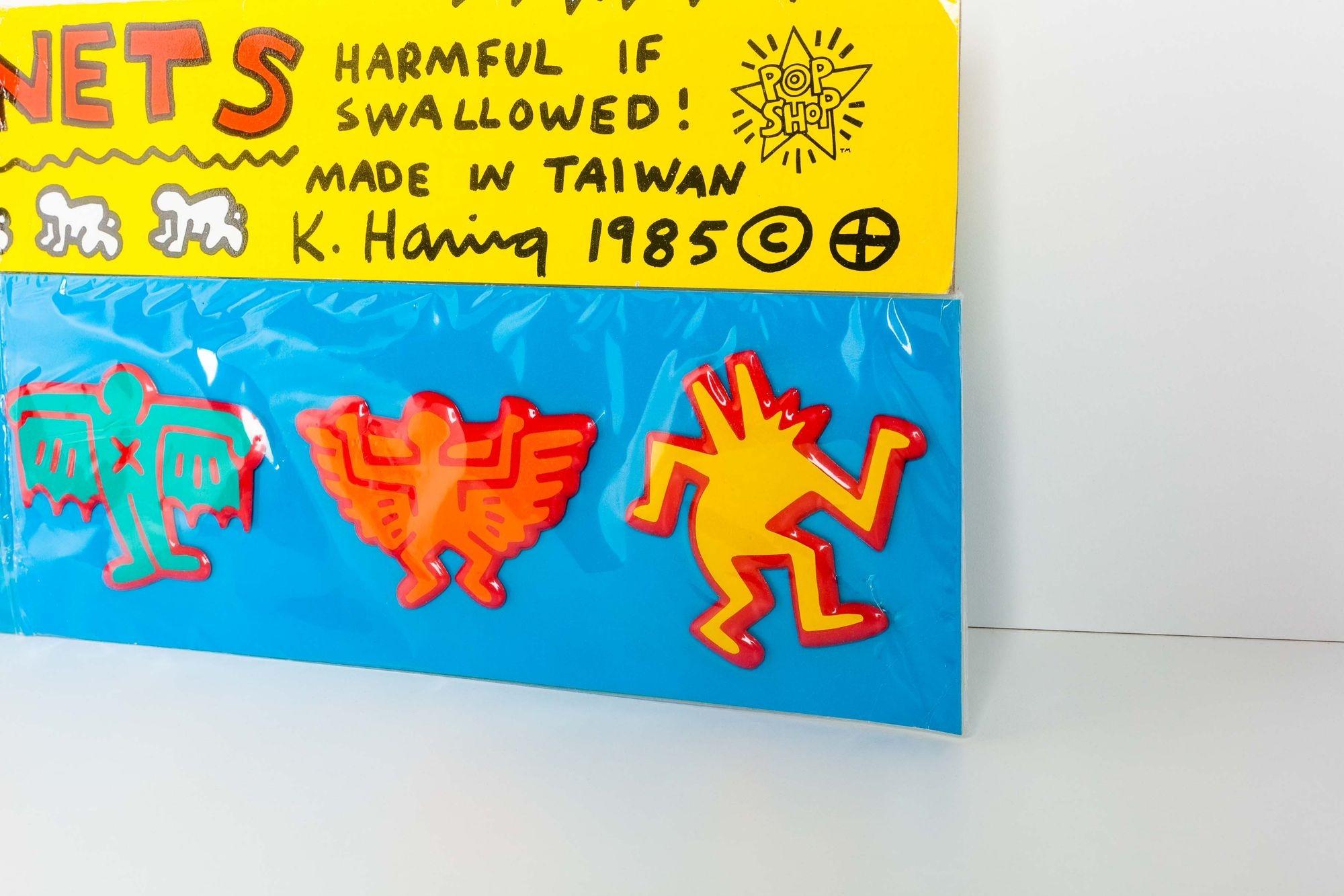 Moderne Aimants Keith Haring Iconic Pop Shop, c. 1985 - Lot de 6 en vente