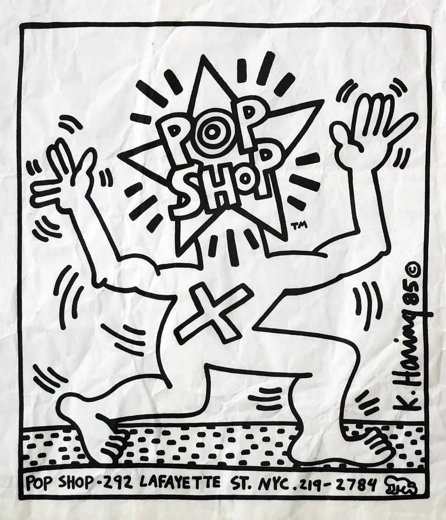 Vintage Keith Haring 1980s Pop Shop bag off-set illustrated by Haring. A classic Haring Pop Shop collectible that is well-suited fro framing. 

Medium: Offset lithograph on whiter paper bag. c.1985. 
Approximately 8.5 x 11 inches. 
Far condition;