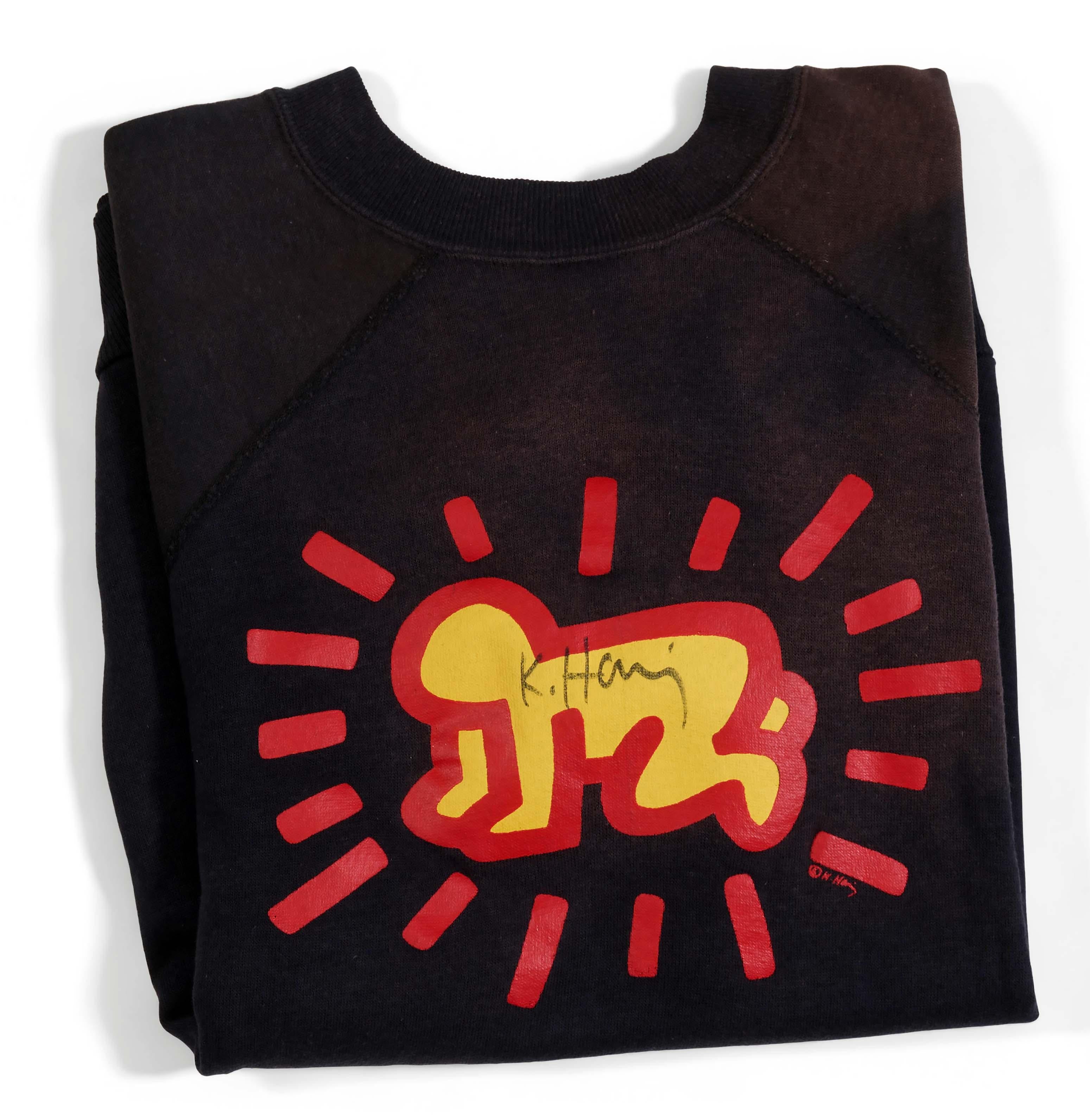 Signiertes Keith Haring Pop Shop Pulloverhemd ca. 1986 (Keith Haring Radiant Baby) im Angebot 1