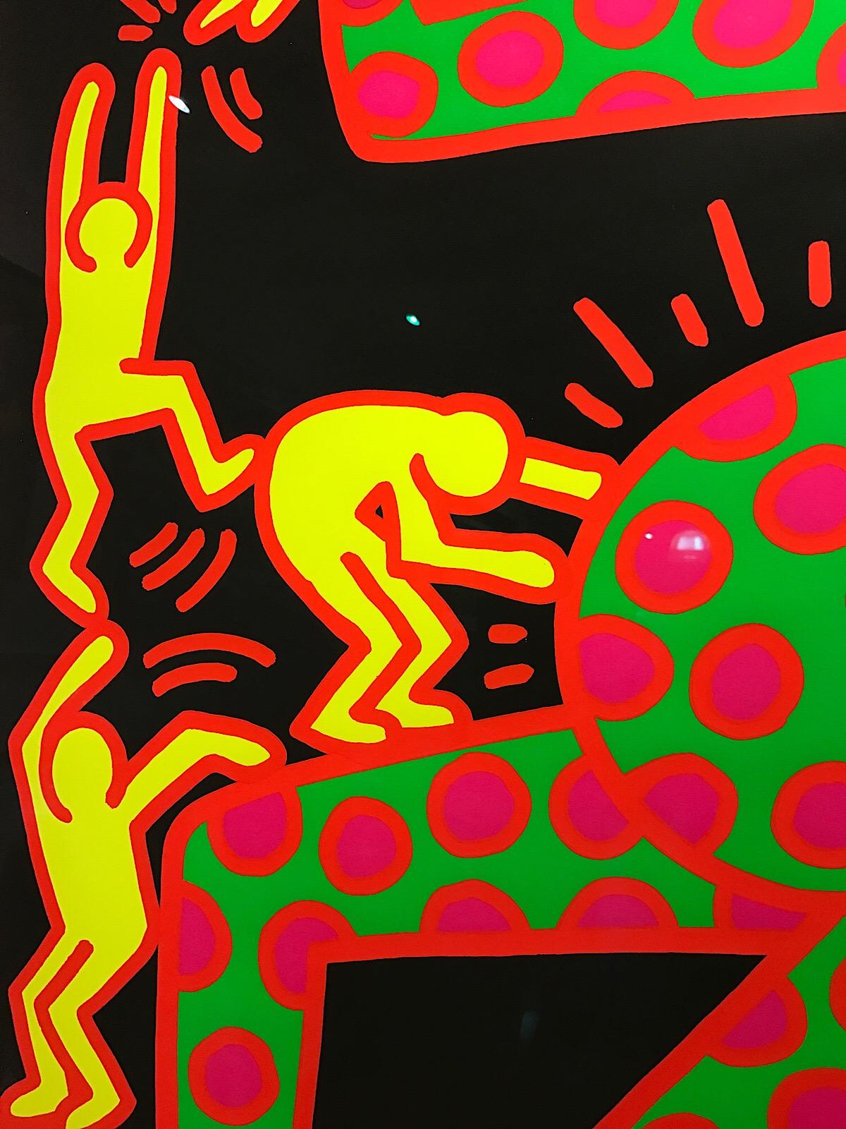Silkscreen on paper, edition of 100.

This amazing piece is handsigned by Keith Haring and framed. Keith Haring was a huge influential force in the American art scene during the 1980s along with Andy Warhol an this is the perfect piece for a Haring