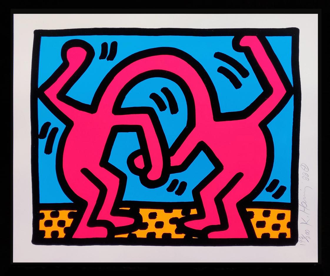 Ensemble complet de 4 sérigraphies en couleur sur papier vélin.  Chaque œuvre est signée, numérotée et datée par Keith Haring.   Taille de l'image 10.5 x 13.375 pouces (chacune).  Taille de la feuille 12 x 15 pouces (chacune). La taille du cadre est