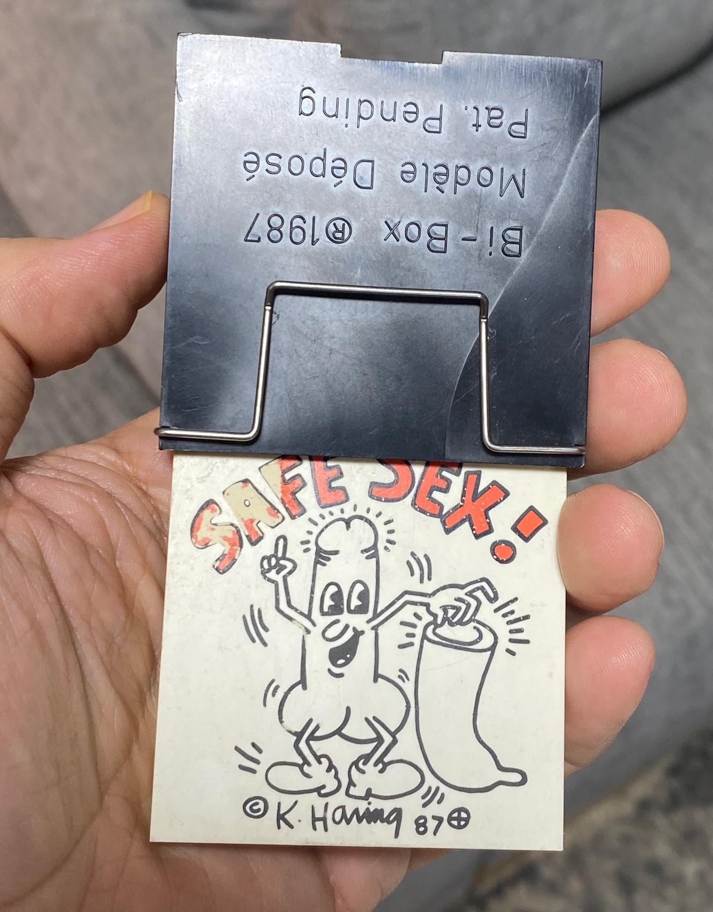Keith Haring Rare Signed NYC Pop Shop Safe Sex Condom Carrying Clip On Case 1987 For Sale 9