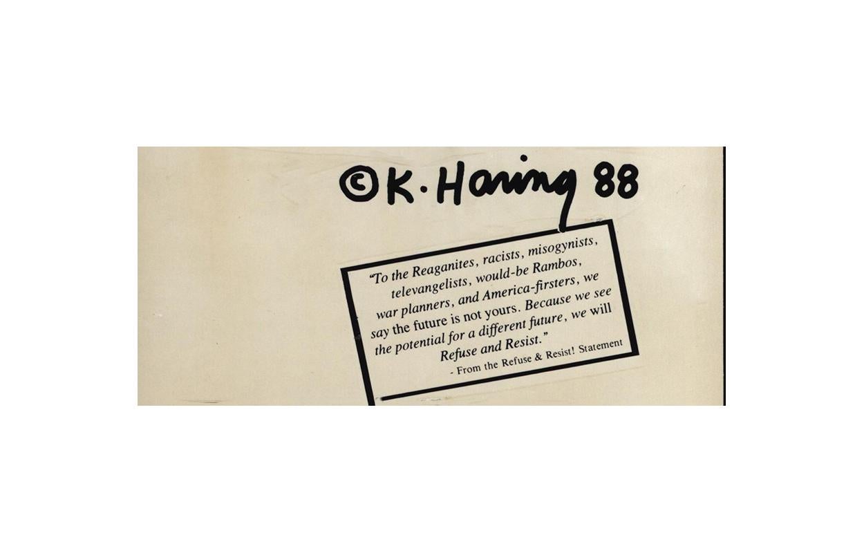 Recorte de periódico de Keith Haring ¡Resiste en concierto!, 1988:
Anuncio periodístico vintage original de Keith Haring de 1988 para el concierto producido por Refuse and Resist el 4 de diciembre de 1988 en el club nocturno Palladium de Nueva York.