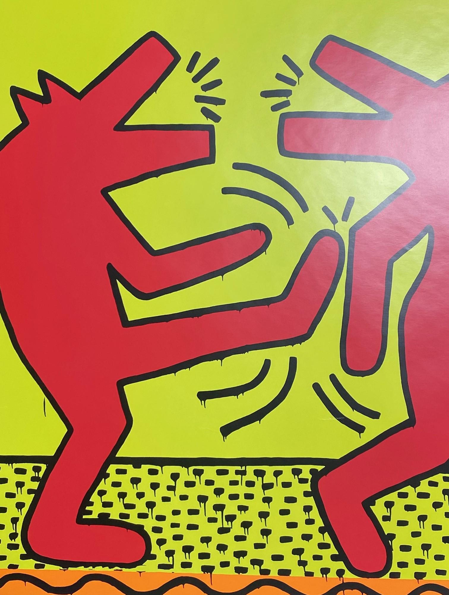 Affiche d'art pop shop new-yorkais vintage Keith Haring, dansant des chiens Wolves, 1991 Bon état - En vente à Studio City, CA