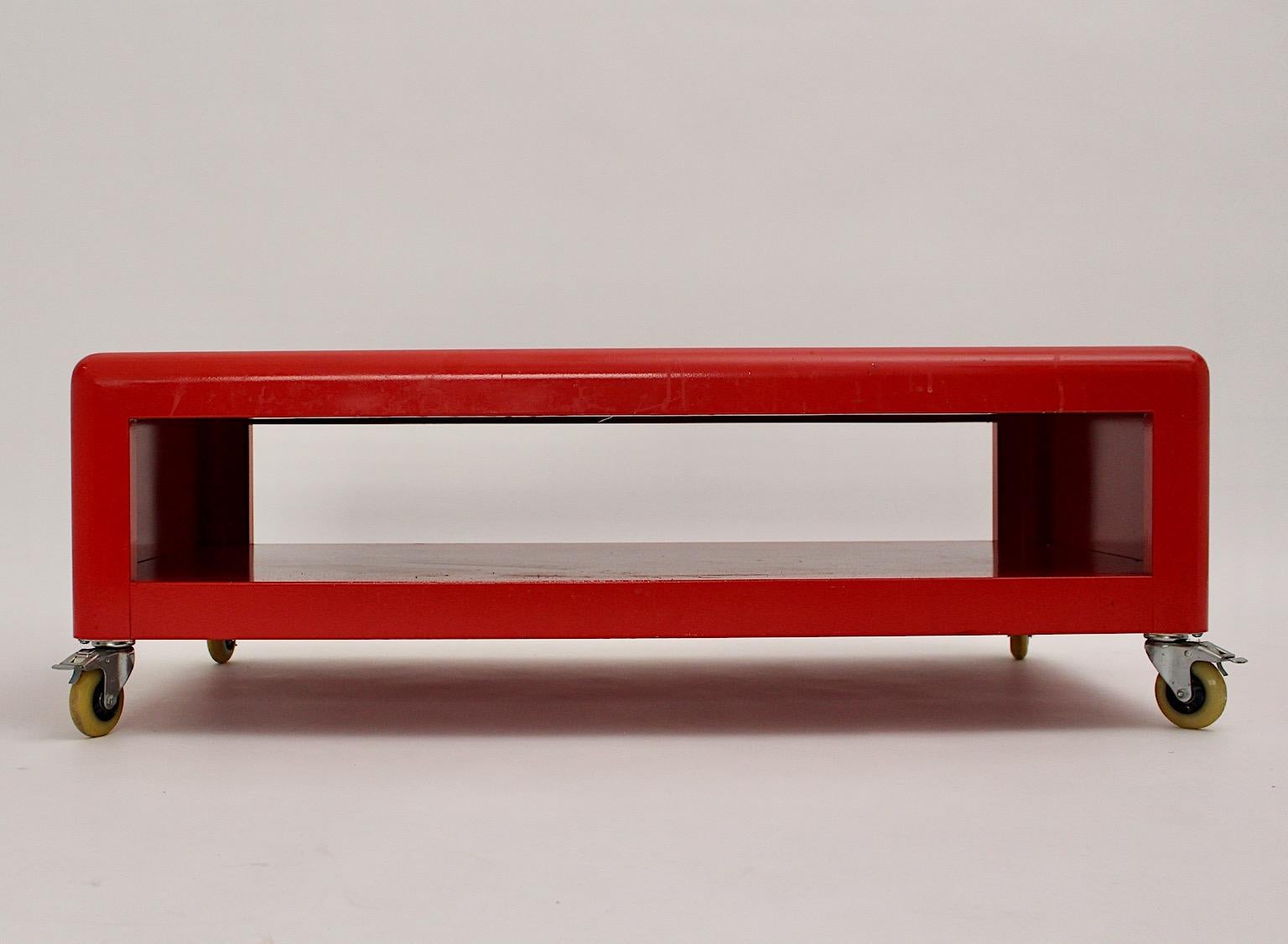 Keith Haring Vintage Pop Art Sofa Table Red Green Metal Bretz 1998 Germany For Sale 7