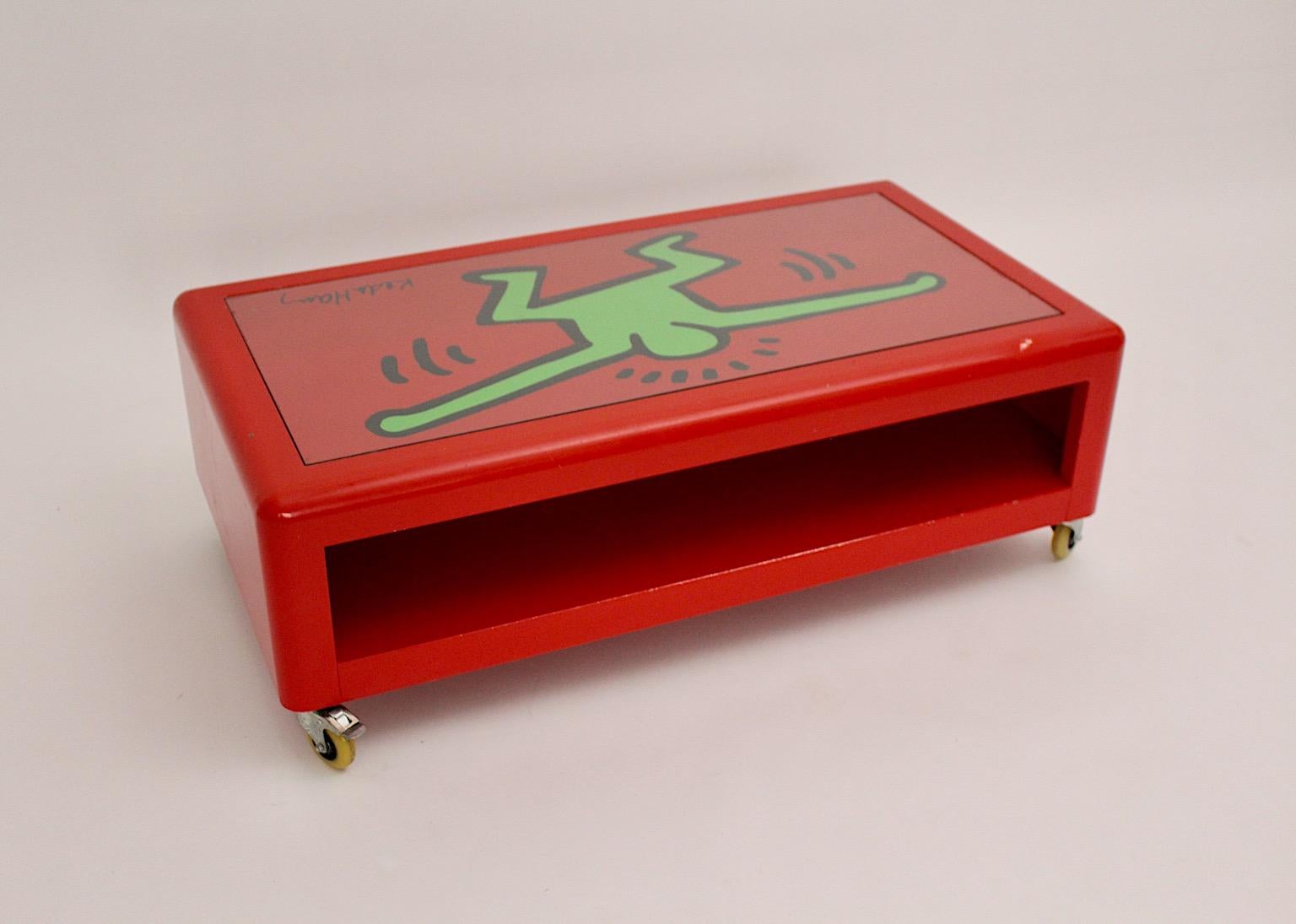 Keith Haring Vintage Pop Art Sofa Table Red Green Metal Bretz 1998 Germany For Sale 9