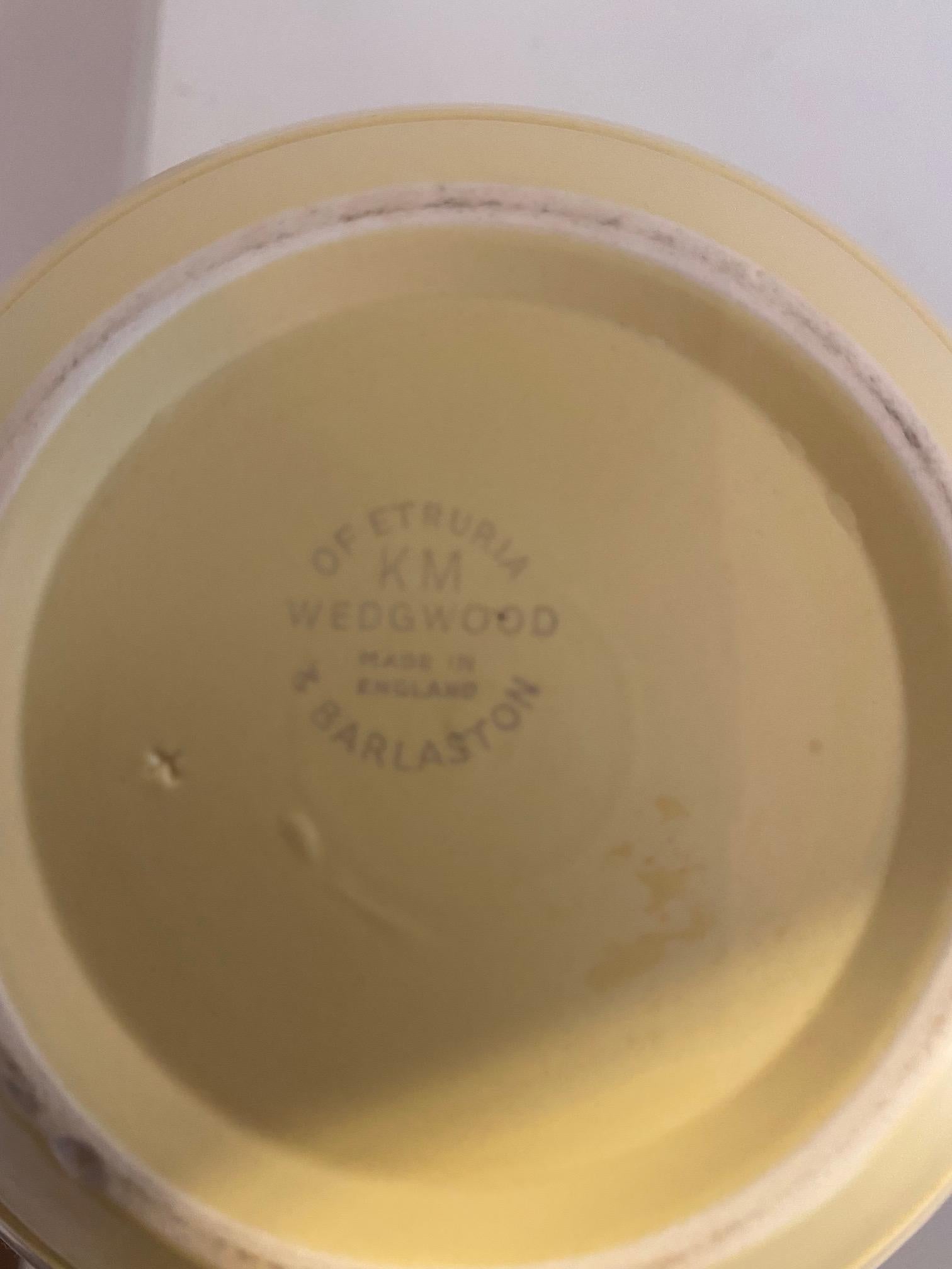 Keith Murray Pottery designed for Wedgwood in the 1930's   For Sale 1