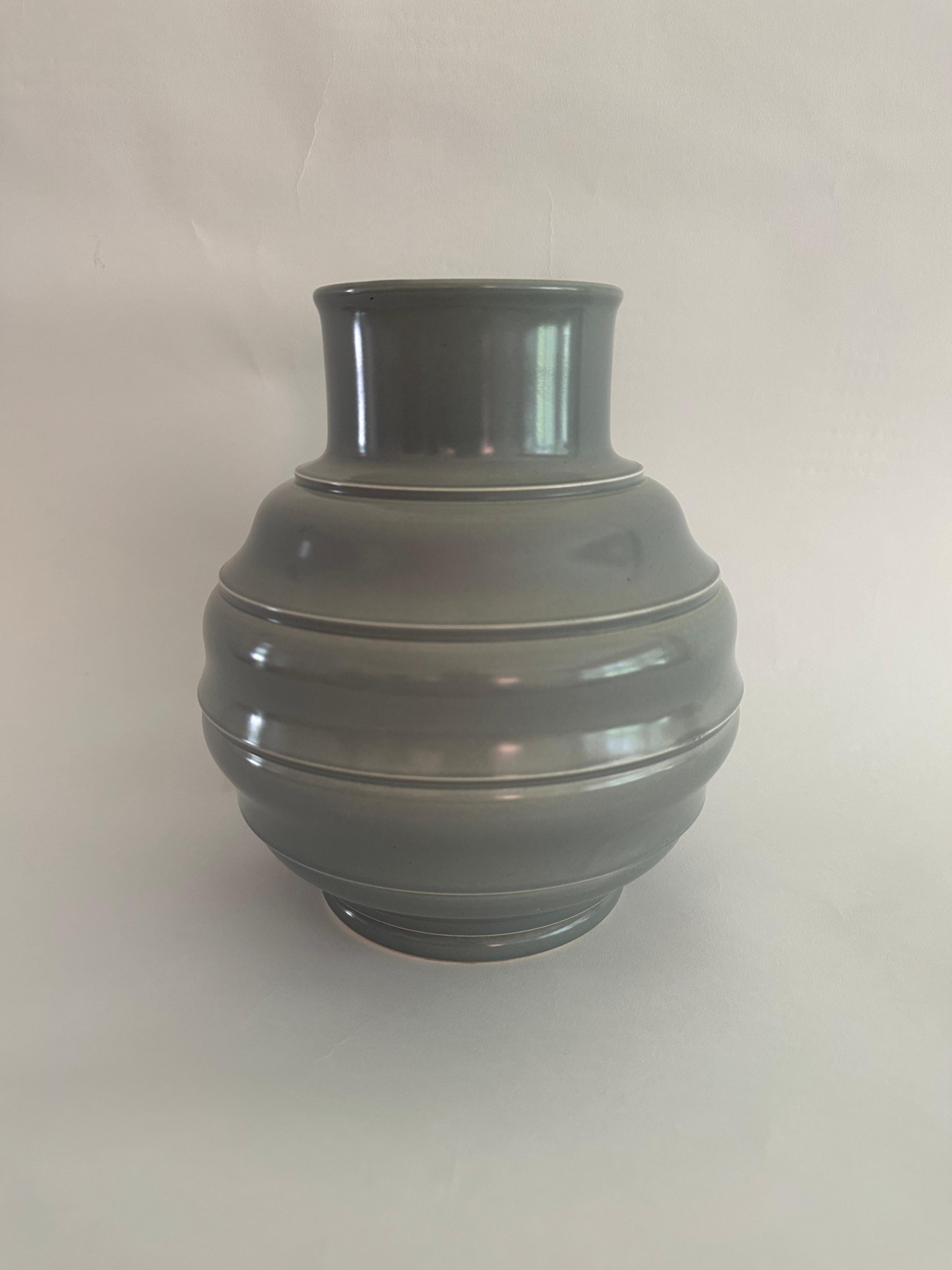Hand-Crafted Keith Murray Art Deco Vase for Wedgwood For Sale