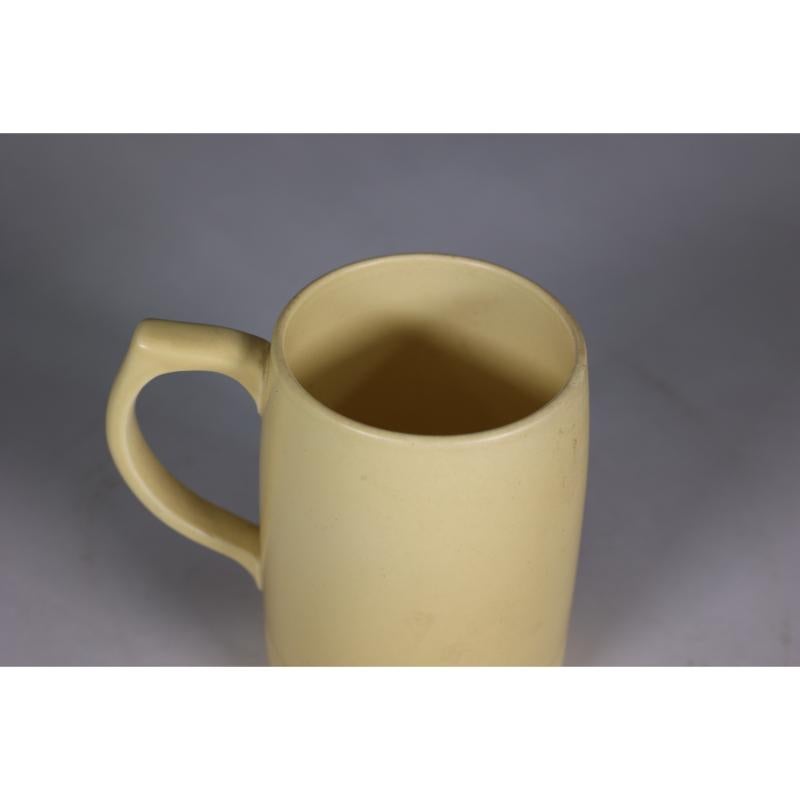 Keith Murray for Wedgwood. A rare complete and original set of six lemonade mugs For Sale 7