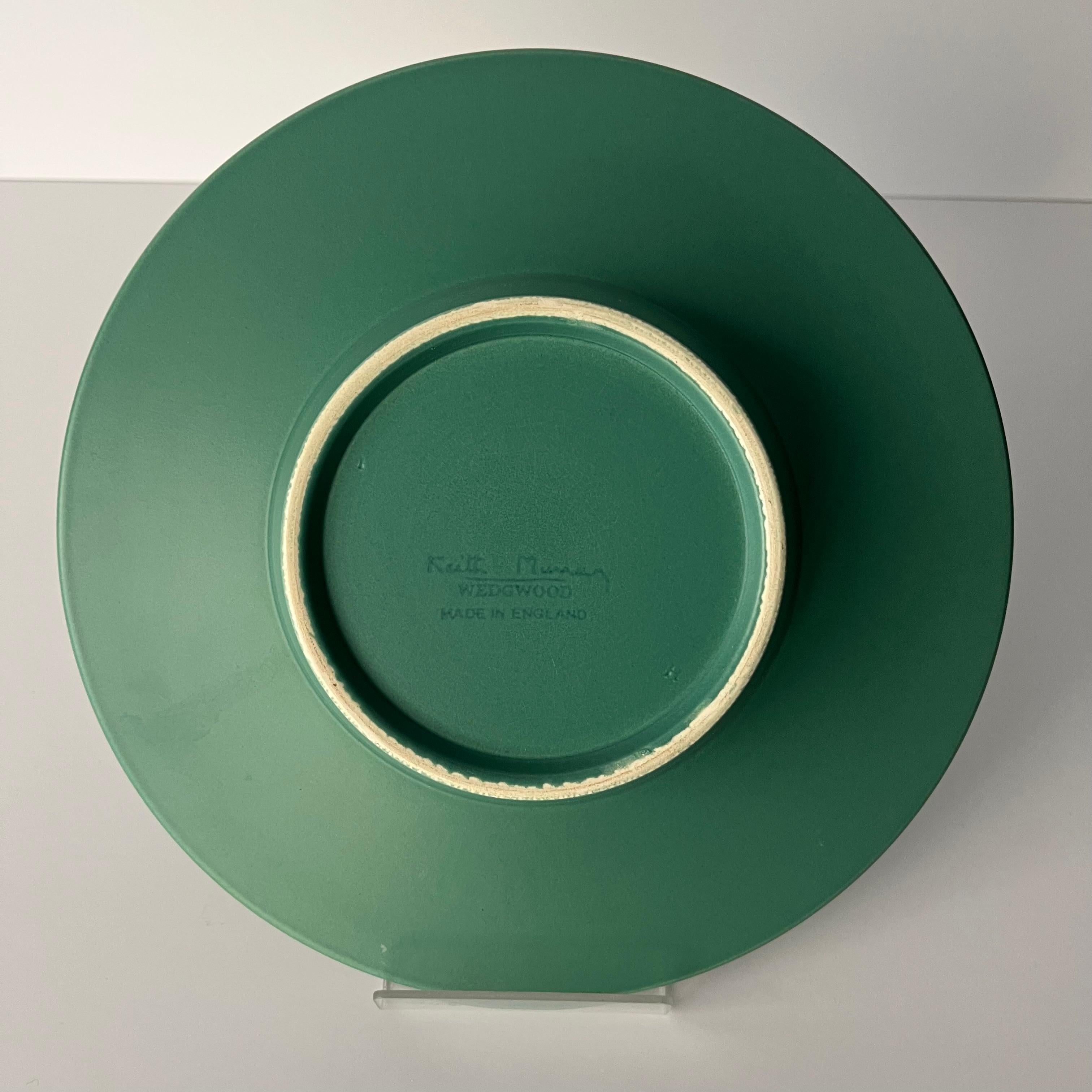 Keith Murray Tablett in Mattgrün, Design 3812 für Wedgwood (Glasiert) im Angebot