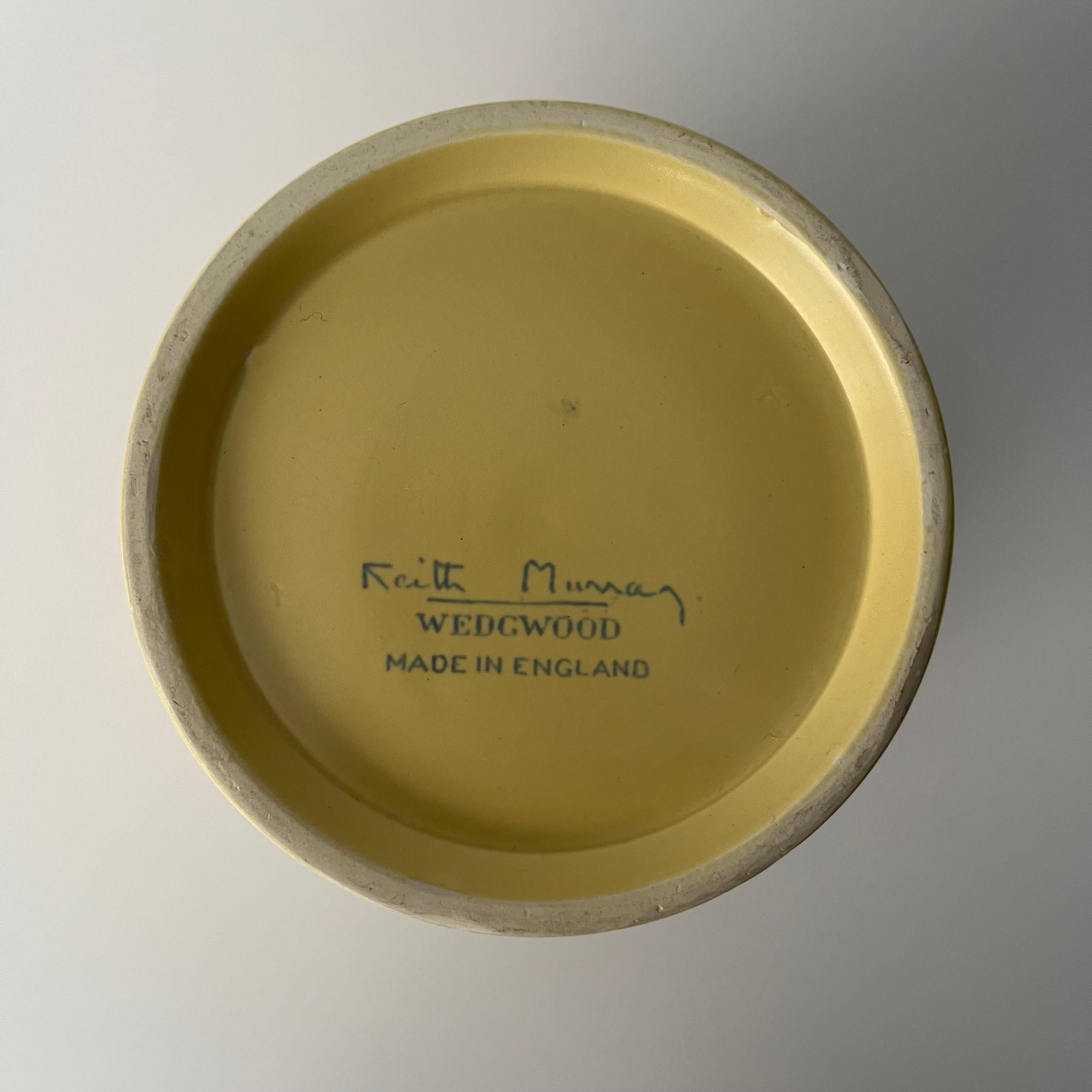 Vernissé Vase Keith Murray en paille mate, Design 3805 pour Wedgwood en vente