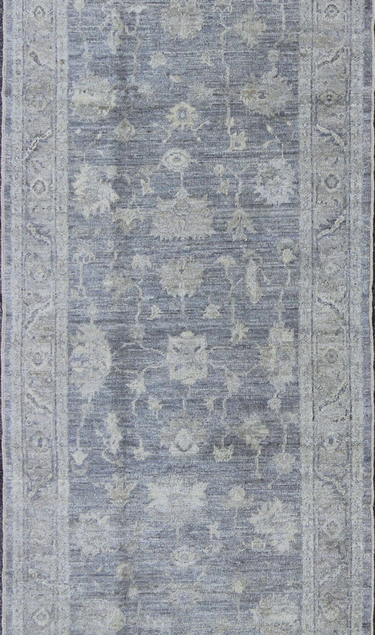 Keivan Woven Arts Angora Oushak Gallery Rug in Gray and Silver   4' x 13' In Excellent Condition For Sale In Atlanta, GA