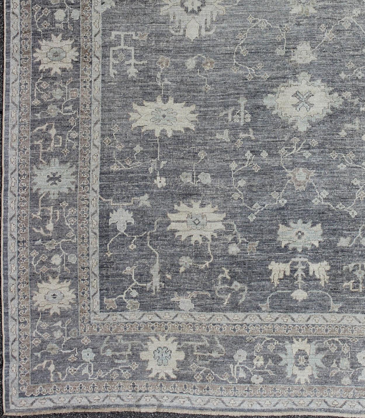 Keivan Woven Arts Angora Oushak Turkish Rug in Shades of Gray  In Excellent Condition For Sale In Atlanta, GA