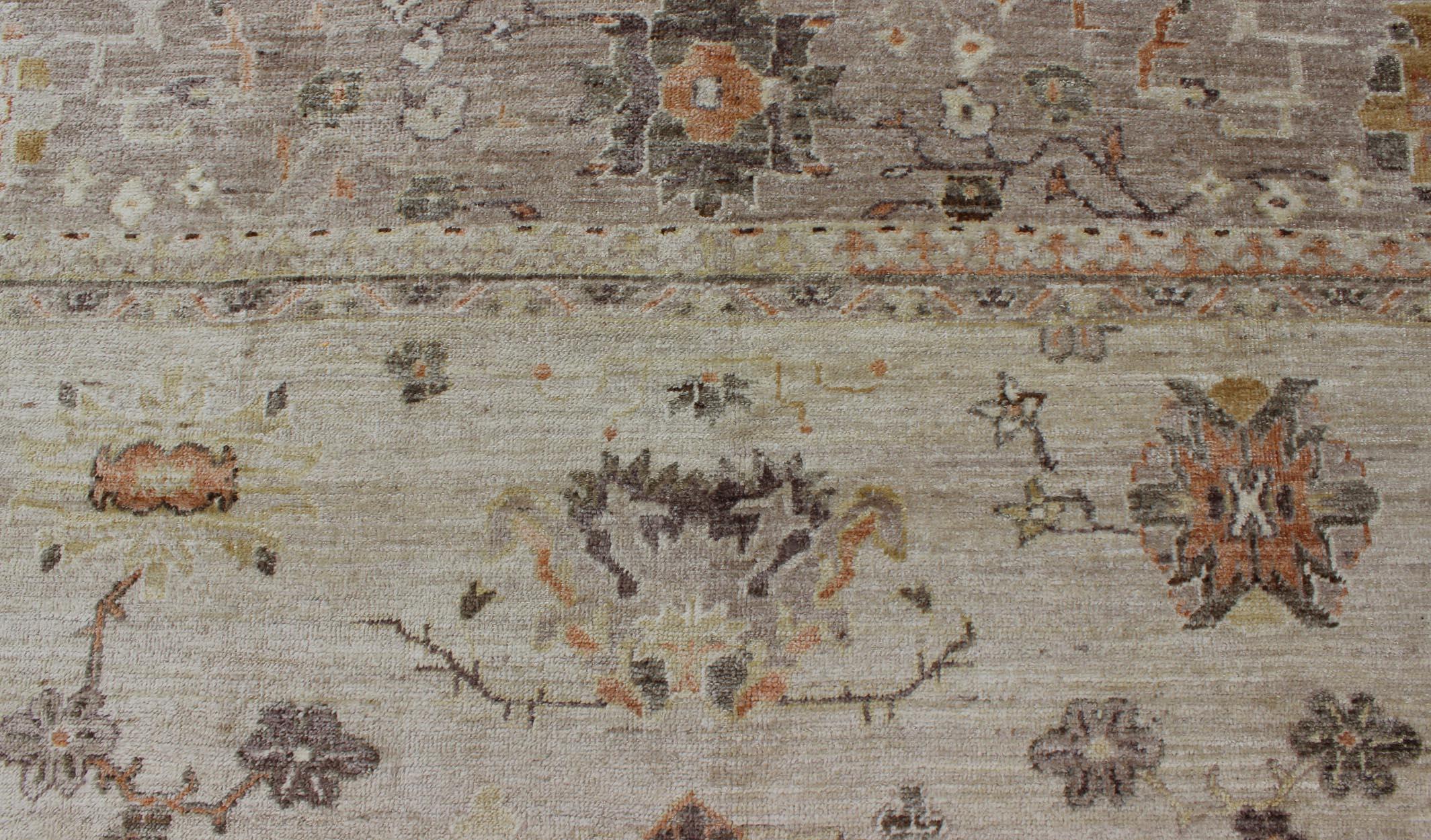 Keivan Woven Arts Türkischer Oushak-Teppich aus Angora in neutralen Tönen   11' 6 x 14 '9 (Wolle) im Angebot