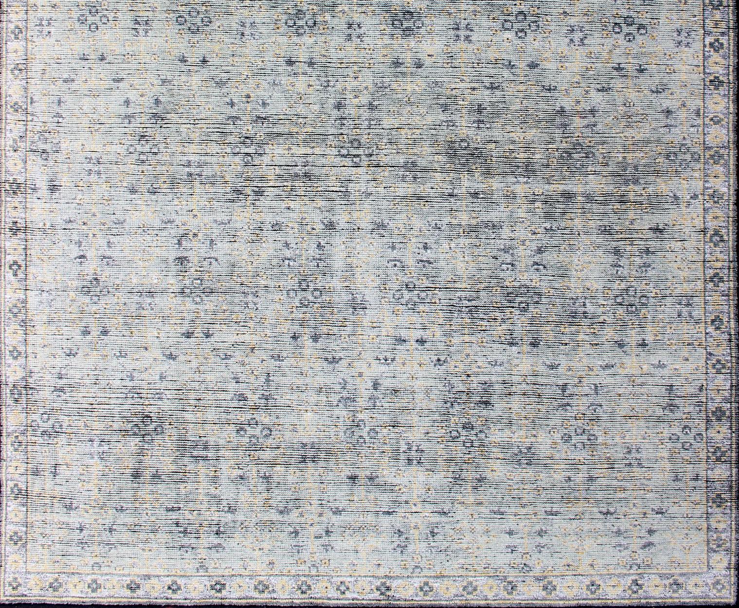 Keivan Woven Arts Distressed Modern Hand-Woven wool Rug  8'1 x 11'2 For Sale 4
