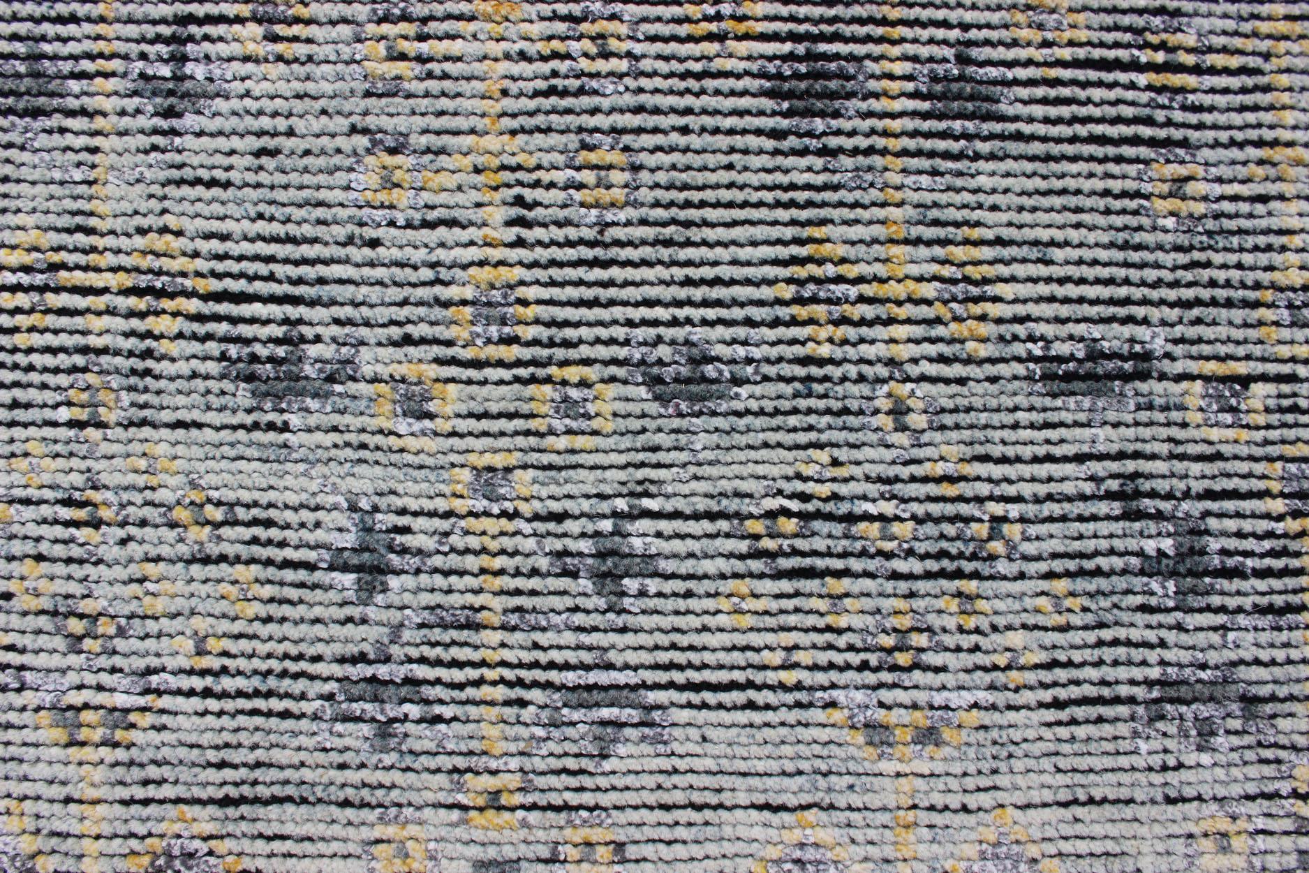 Wool Keivan Woven Arts Distressed Modern Hand-Woven wool Rug  8'1 x 11'2 For Sale