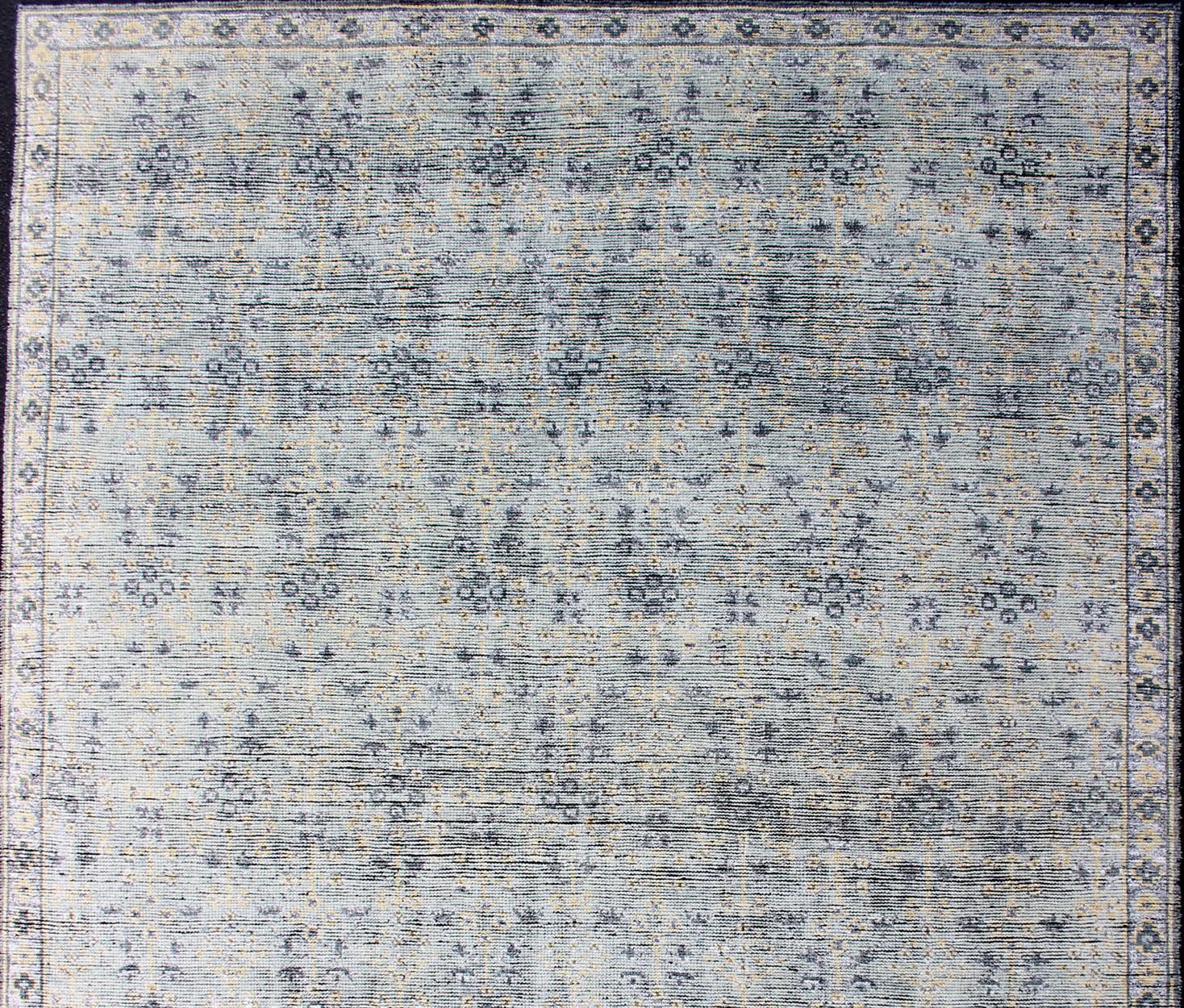 Keivan Woven Arts Distressed Modern Hand-Woven wool Rug  8'1 x 11'2 For Sale 2