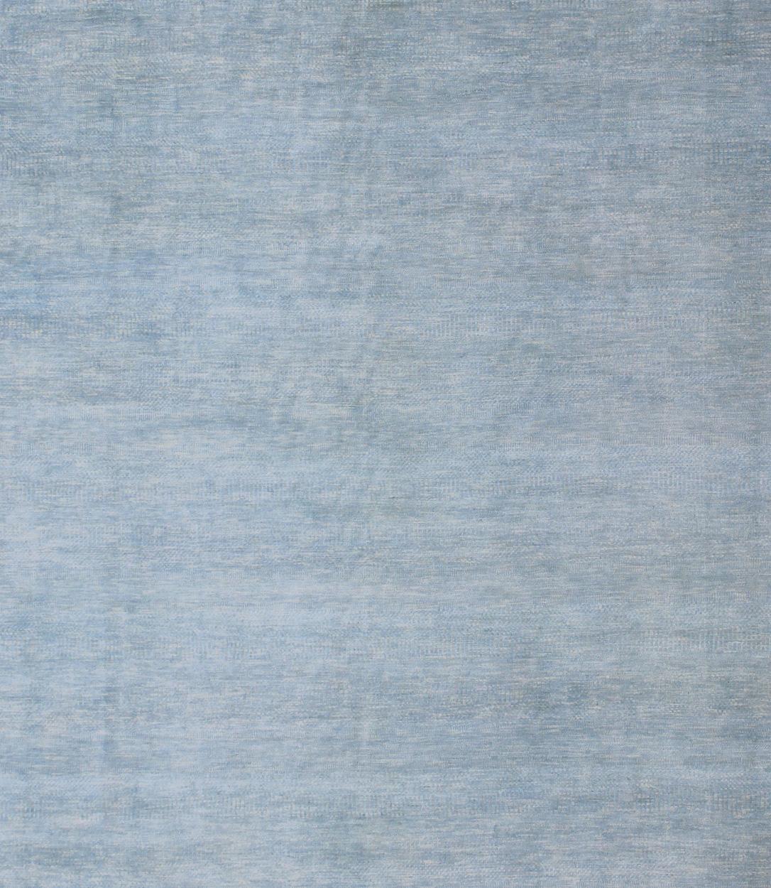 Keivan Woven Art's Fine Modern Rug in Transitional Design in Shades of Sky Blue In Excellent Condition For Sale In Atlanta, GA