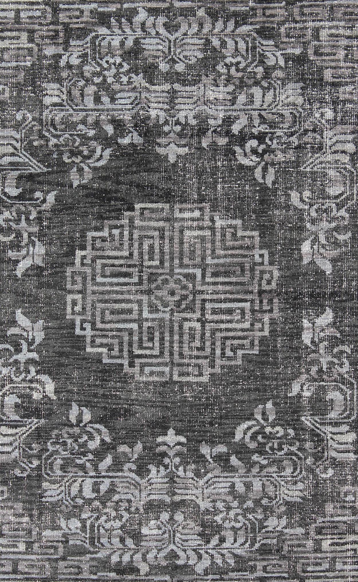 Keivan Woven Arts Moderner handgeknüpfter Khotan-Wollteppich in Anthrazit & Grau im Angebot 2