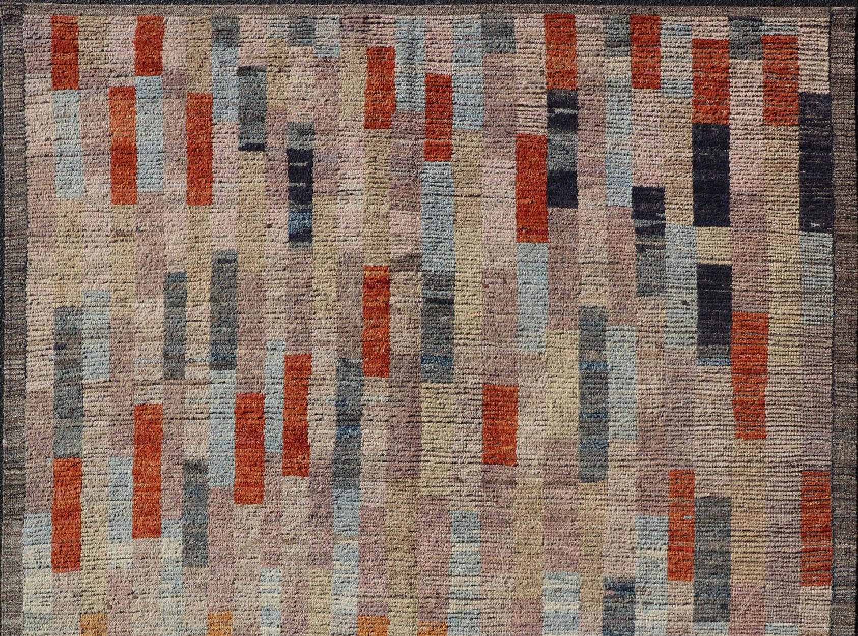Keivan Woven arts modern rug in abstract design and colorful field In Excellent Condition For Sale In Atlanta, GA