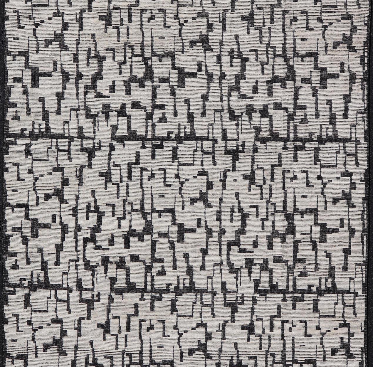  Keivan Woven Arts Moroccan Contemporary Abstract Large 0Rug in White and Black  For Sale 3