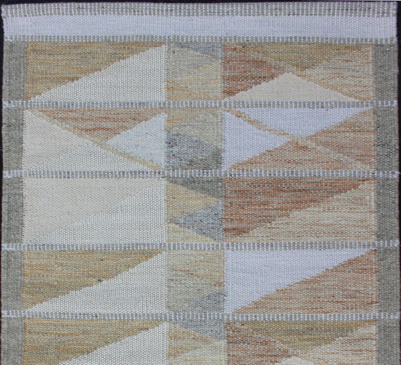 Keivan Woven Arts Skandinavischer Flachgewebe-Design-Teppich in Erdtönen 3'1 x 5'3 im Zustand „Hervorragend“ im Angebot in Atlanta, GA